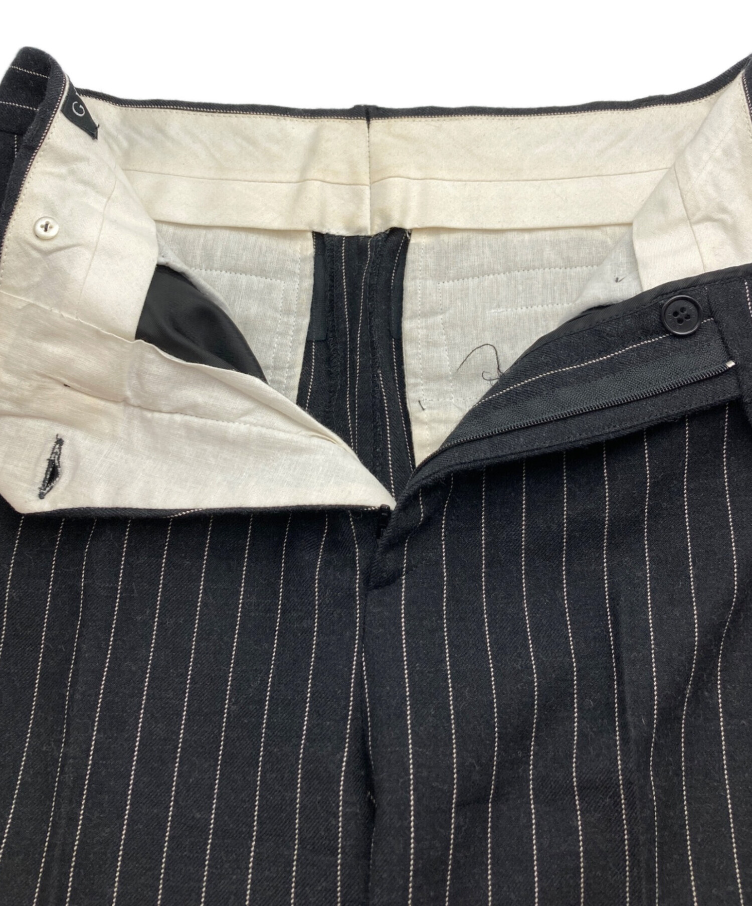 GUCCI ストライプ　スラックス 46 中古・古着通販】GUCCI (グッチ) ストライプウールスラックス ブラック