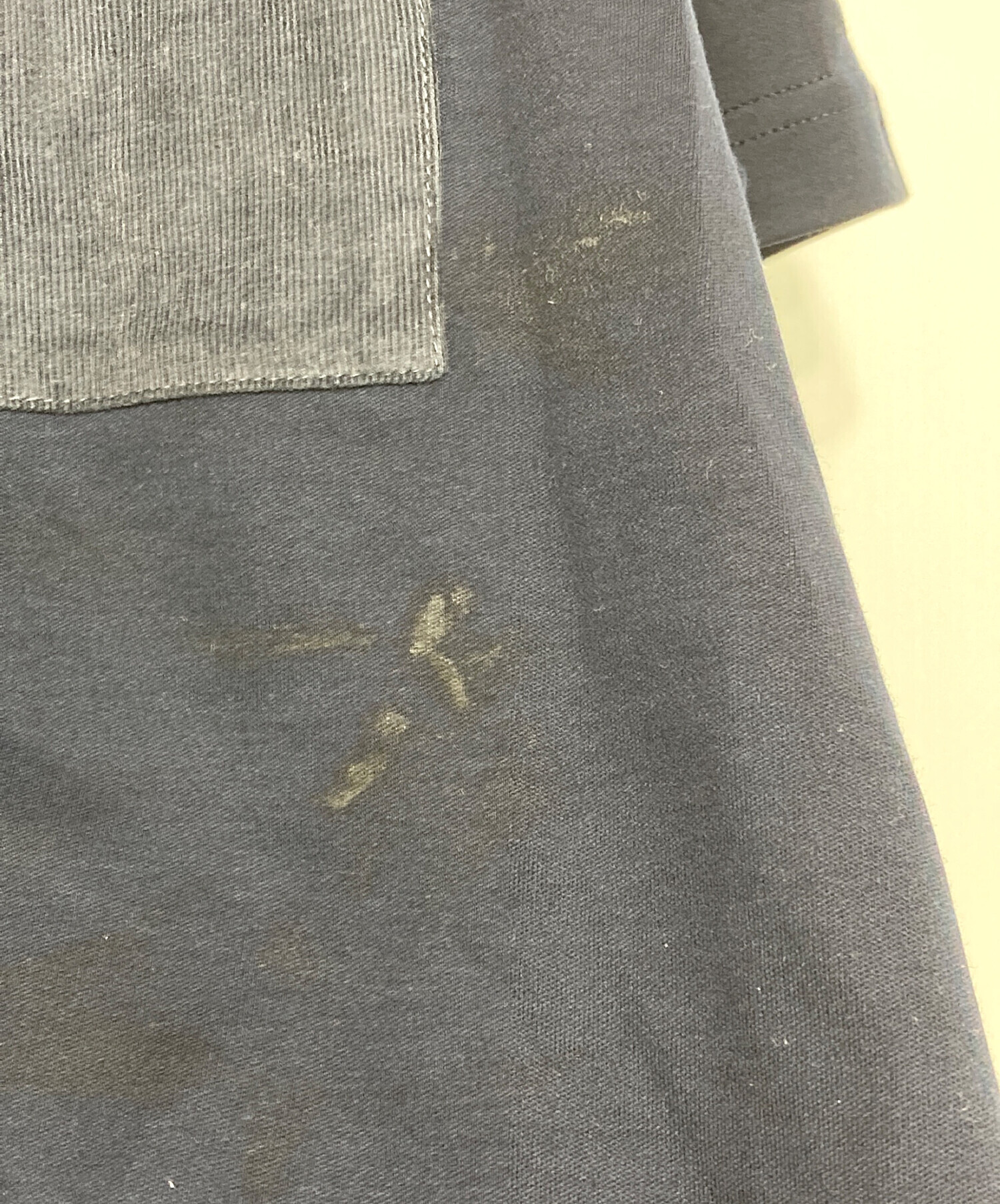 新品未使用タグ付きヘルノネイビー フリル付き半袖ブラウスTシャツ