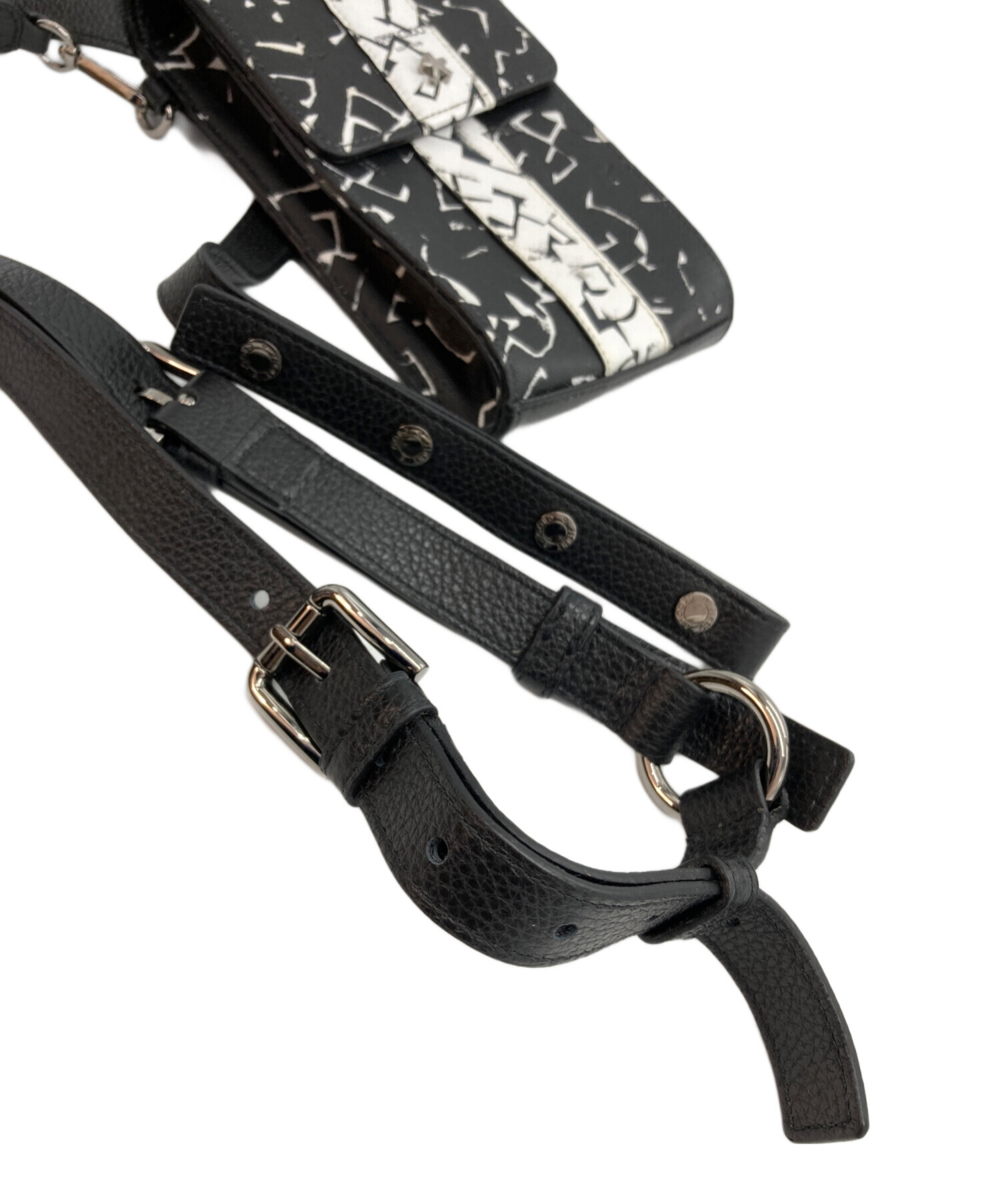 美品 JIMMY CHOO 限定コラボ ERIC HAZE バッグチャーム 中古・古着通販】JIMMY CHOO (ジミーチュウ) eric haze (エリック
