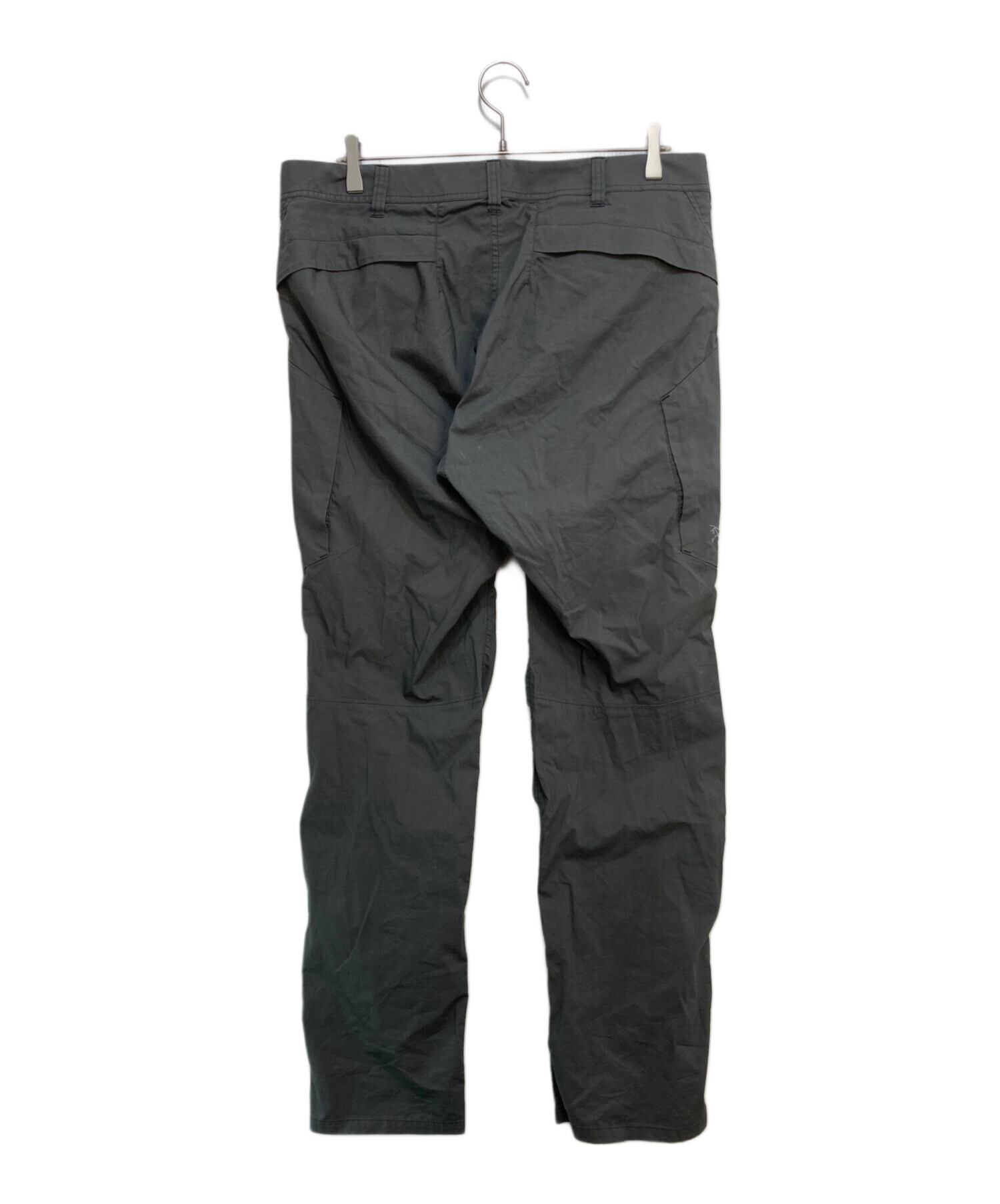 中古・古着通販】ARC'TERYX (アークテリクス) ナイロンパンツ グレー
