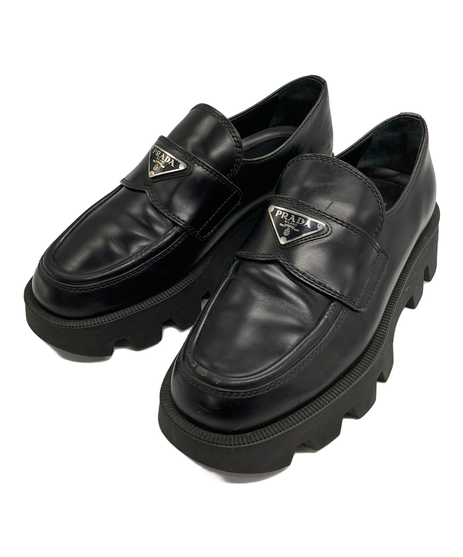 中古・古着通販】PRADA (プラダ) ロゴプレート ローファー ブラック 