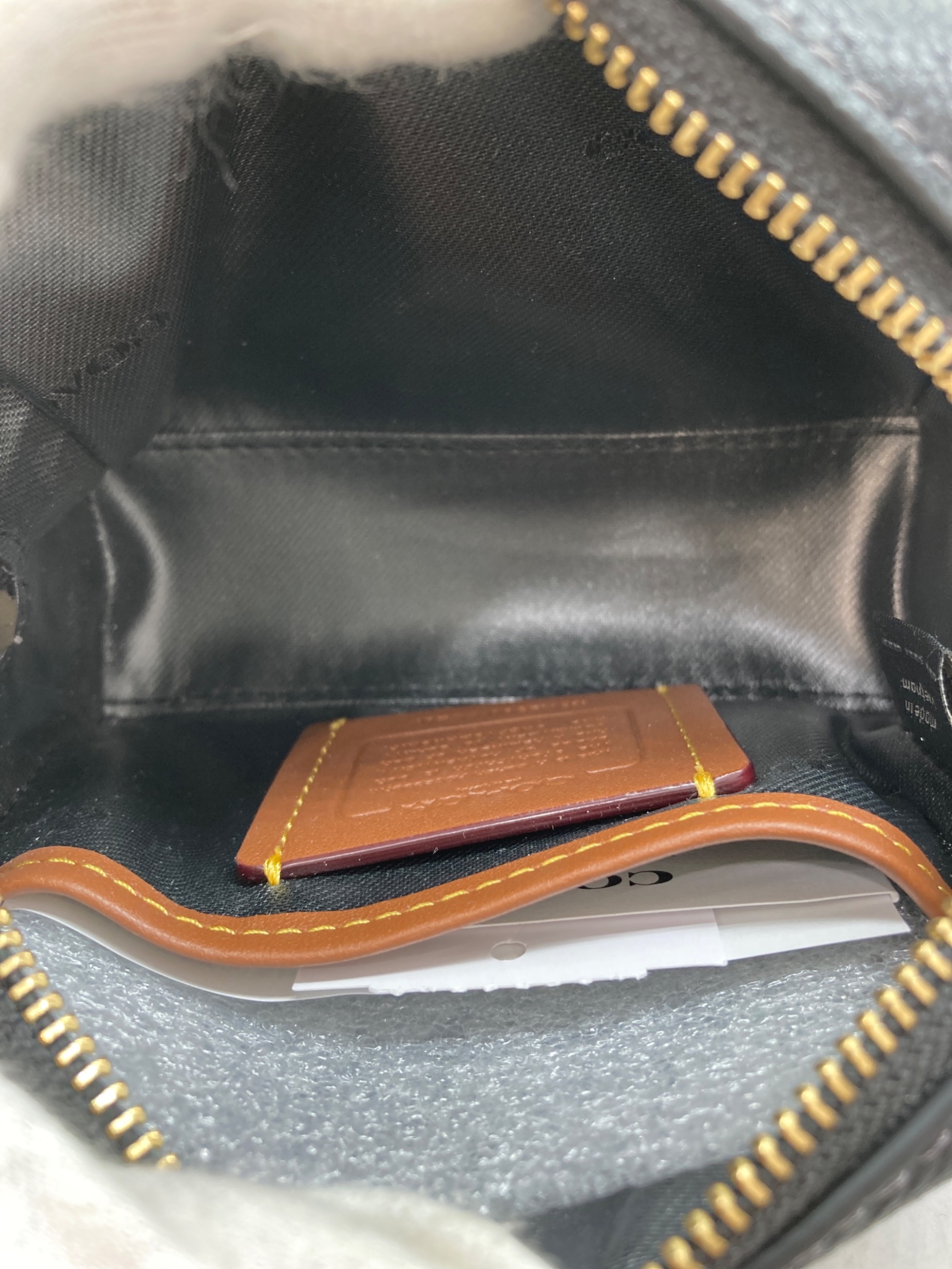 中古・古着通販】COACH (コーチ) エッセンシャル ミニ コスメティック