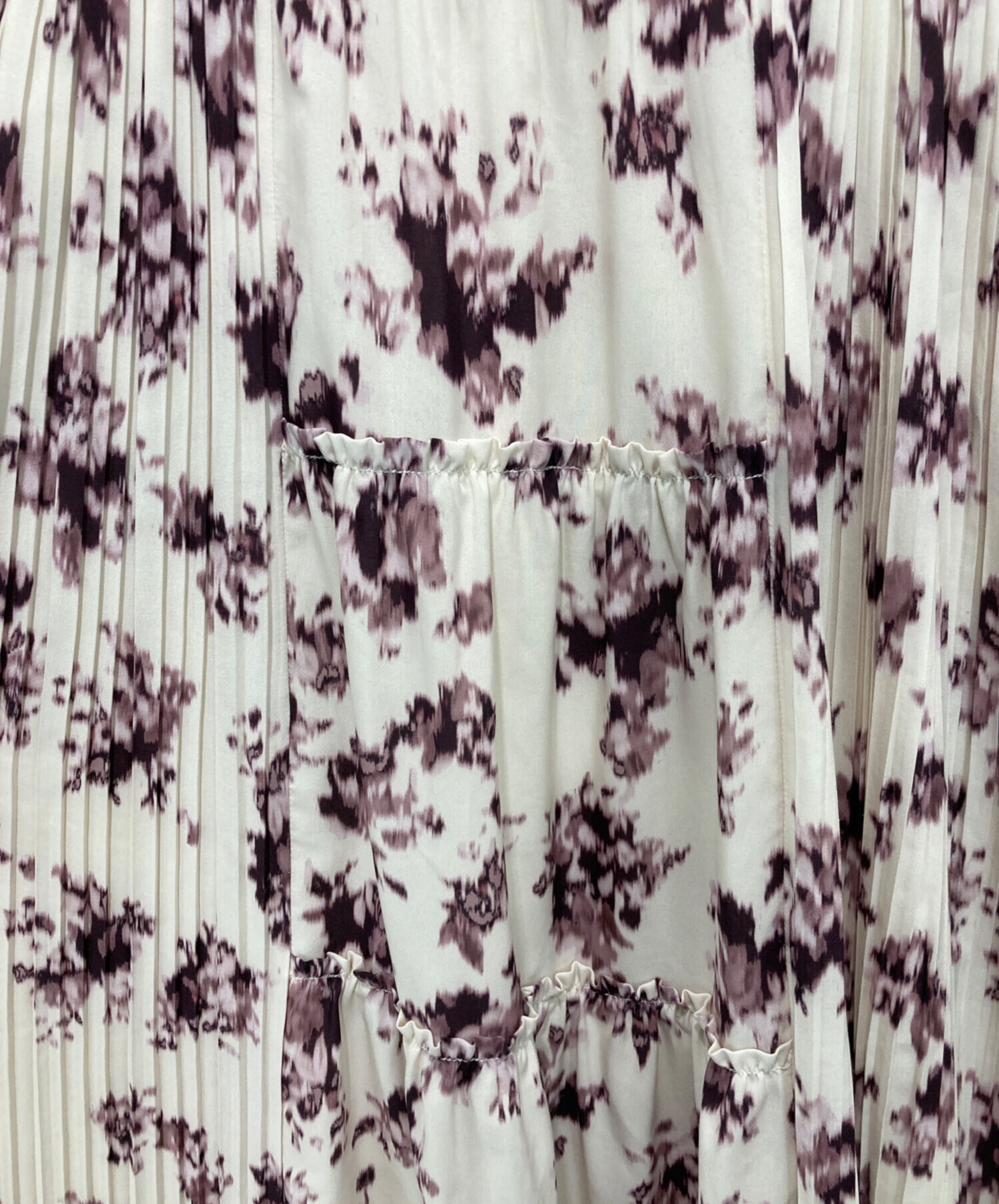 中古・古着通販】HER LIP TO (ハーリップトゥ) Grasse Floral Pleated