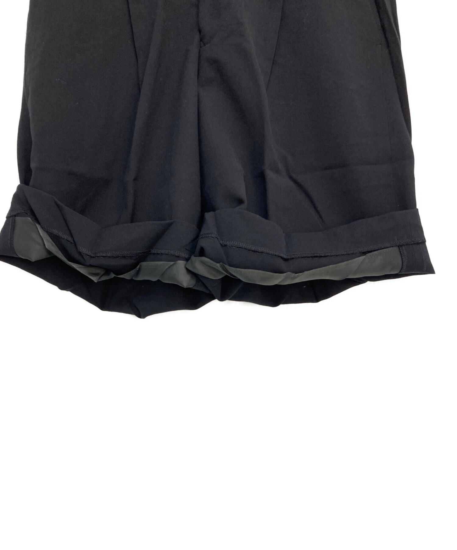 イッセイミヤケme バミューダパンツ 中古・古着通販】ISSEY MIYAKE (イッセイミヤケ) バミューダパンツ