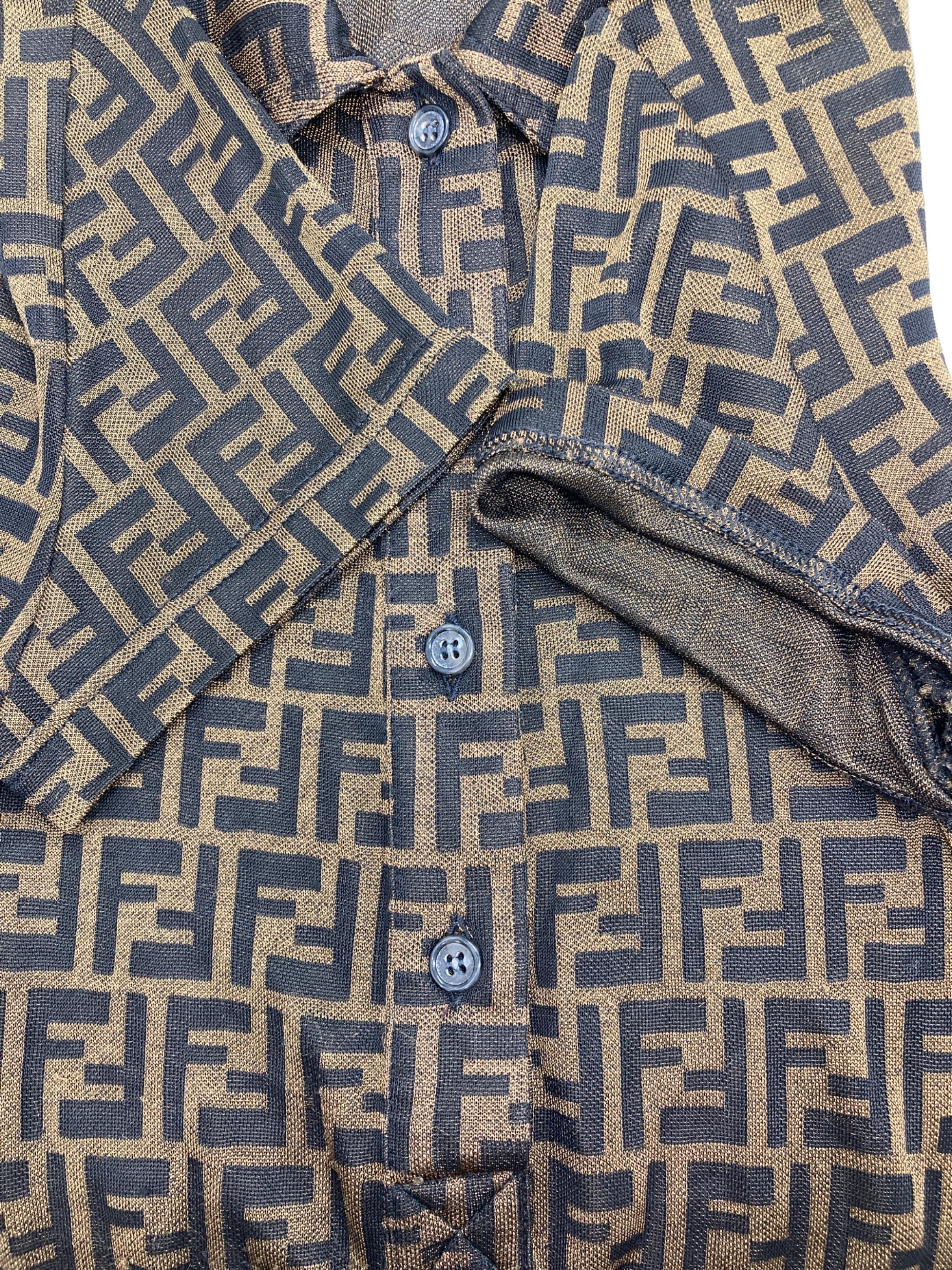 FENDI JEANS ズッカ柄 ワンピース 38 イタリア製 ヴィンテージ 中古・古着通販】FENDI JEANS (フェンディ ジーンズ) ズッカ柄 半袖