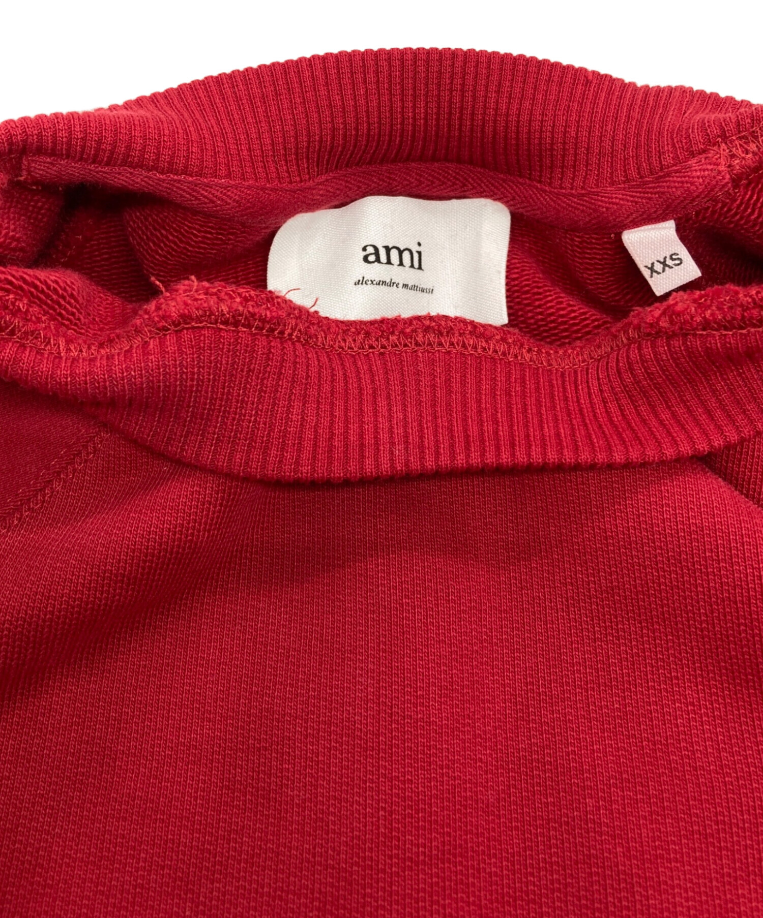 【値下げしました‼️タグ付き、新品】ami ベージュ トレーナー 赤い刺繍 中古・古着通販】AMI Alexandre Mattiussi (アミアレクサンドルマ