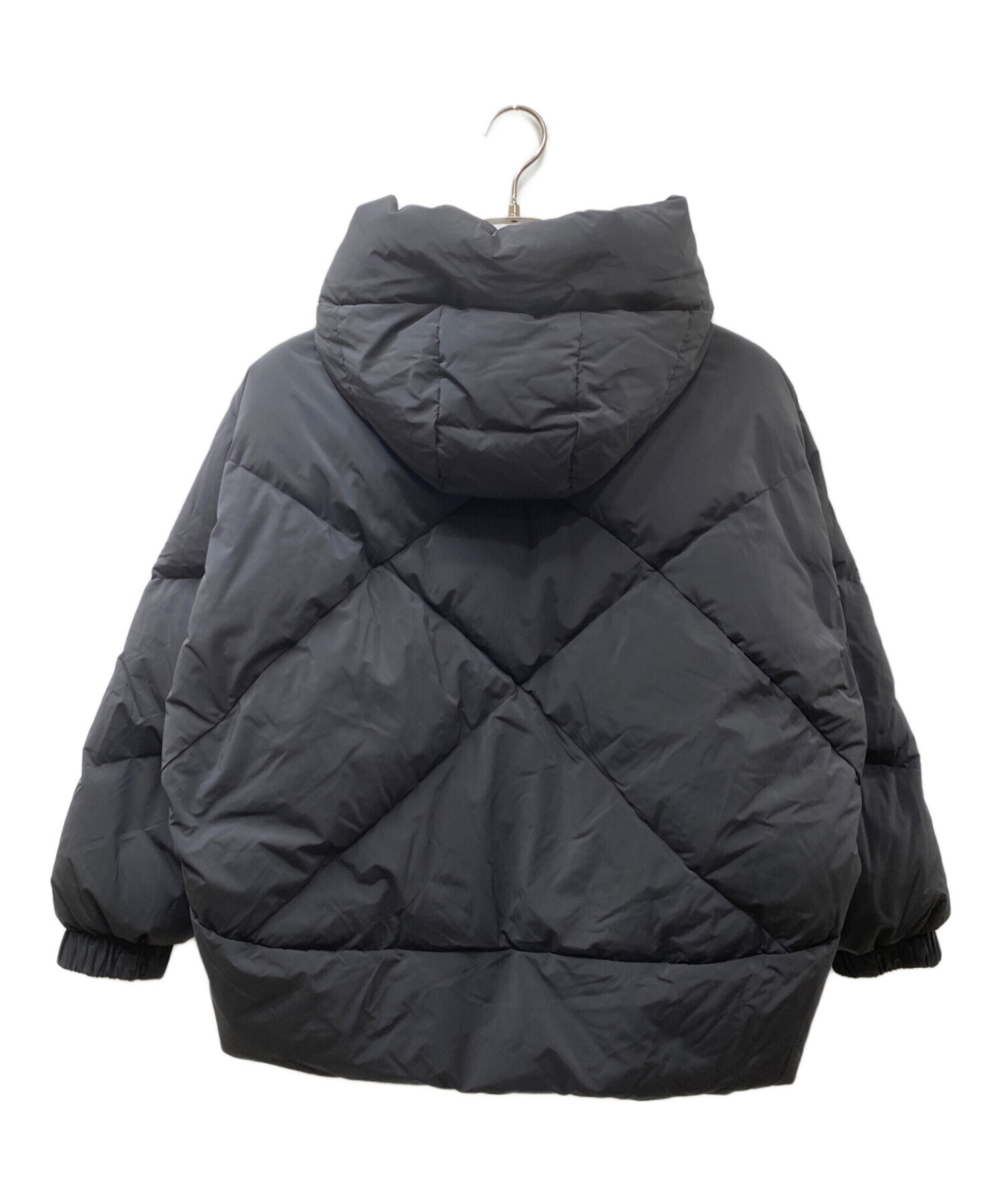 中古・古着通販】DUNO (デュノ) PEGGIE ショートダウン ブラック 中古・古着通販】DUNO (デュノ) PEGGIE ショートダウン ブラック