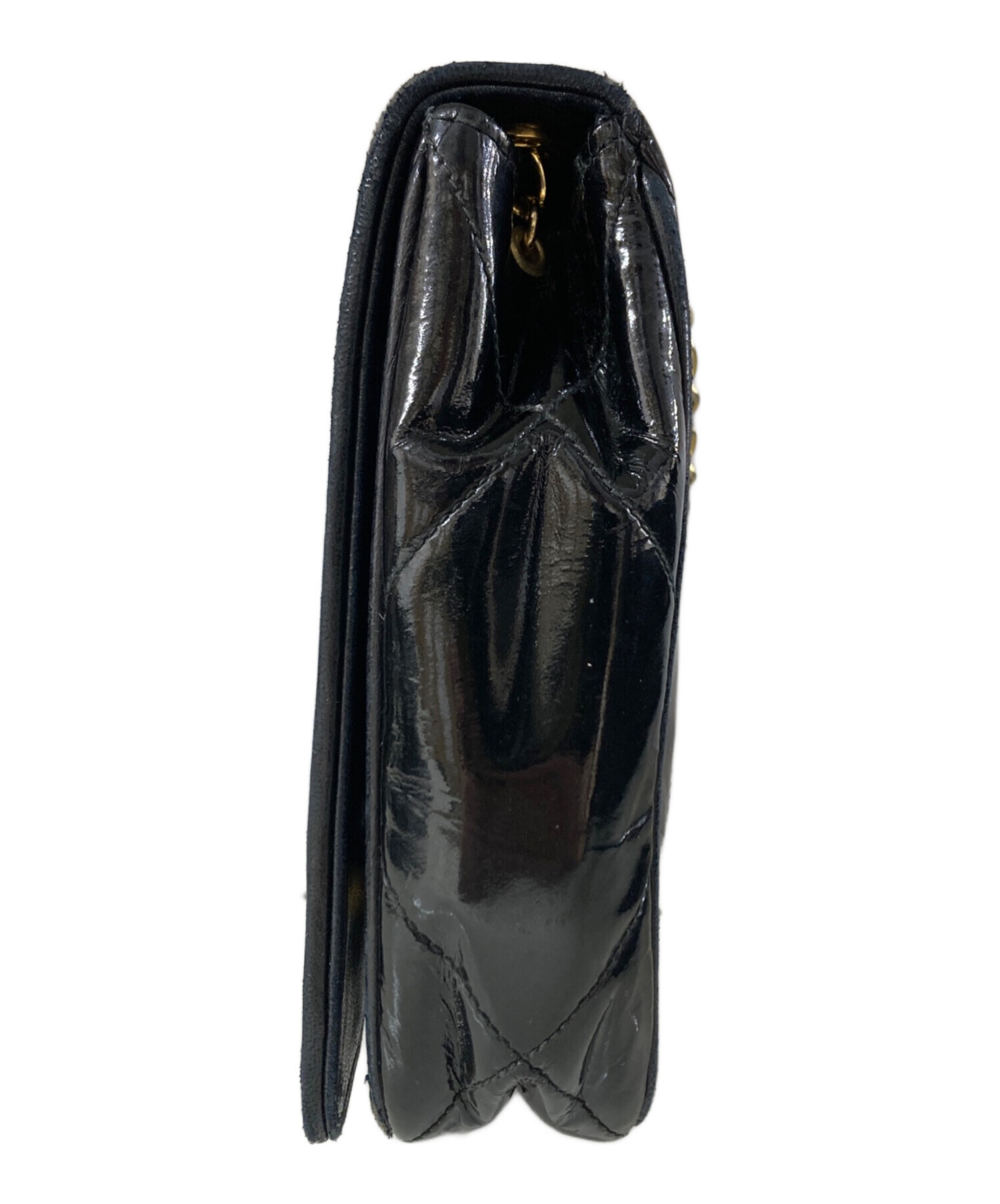 CHANEL ブラック エナメルショルダーバッグ 中古・古着通販】CHANEL (シャネル) エナメルチェーンショルダー