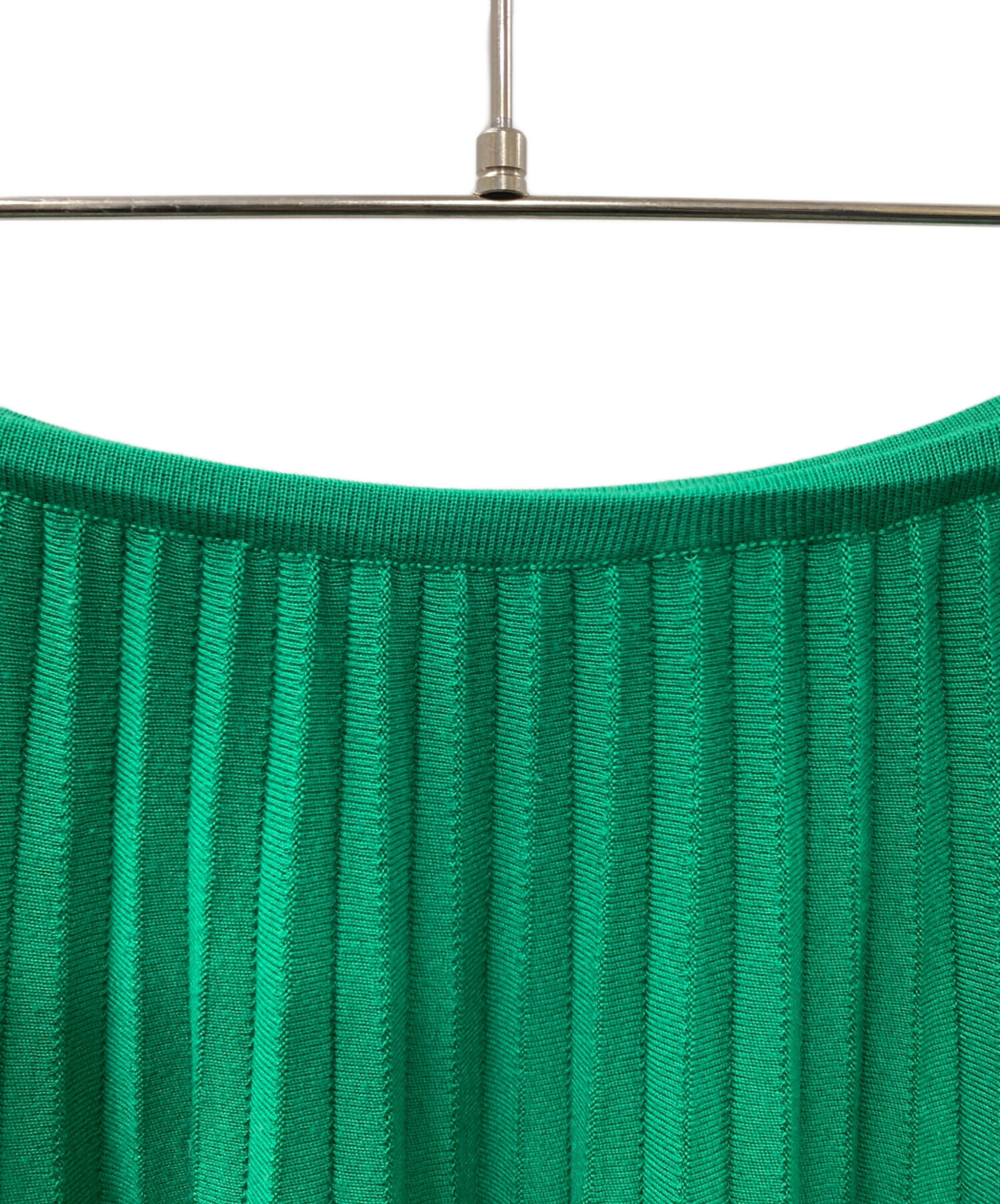 新緑の様なグリーン！ドゥロワー　膝上スカート　シルク49%未使用品¥20000↓ 中古・古着通販】DRAWER (ドゥロワー) ウールロング プリーツ