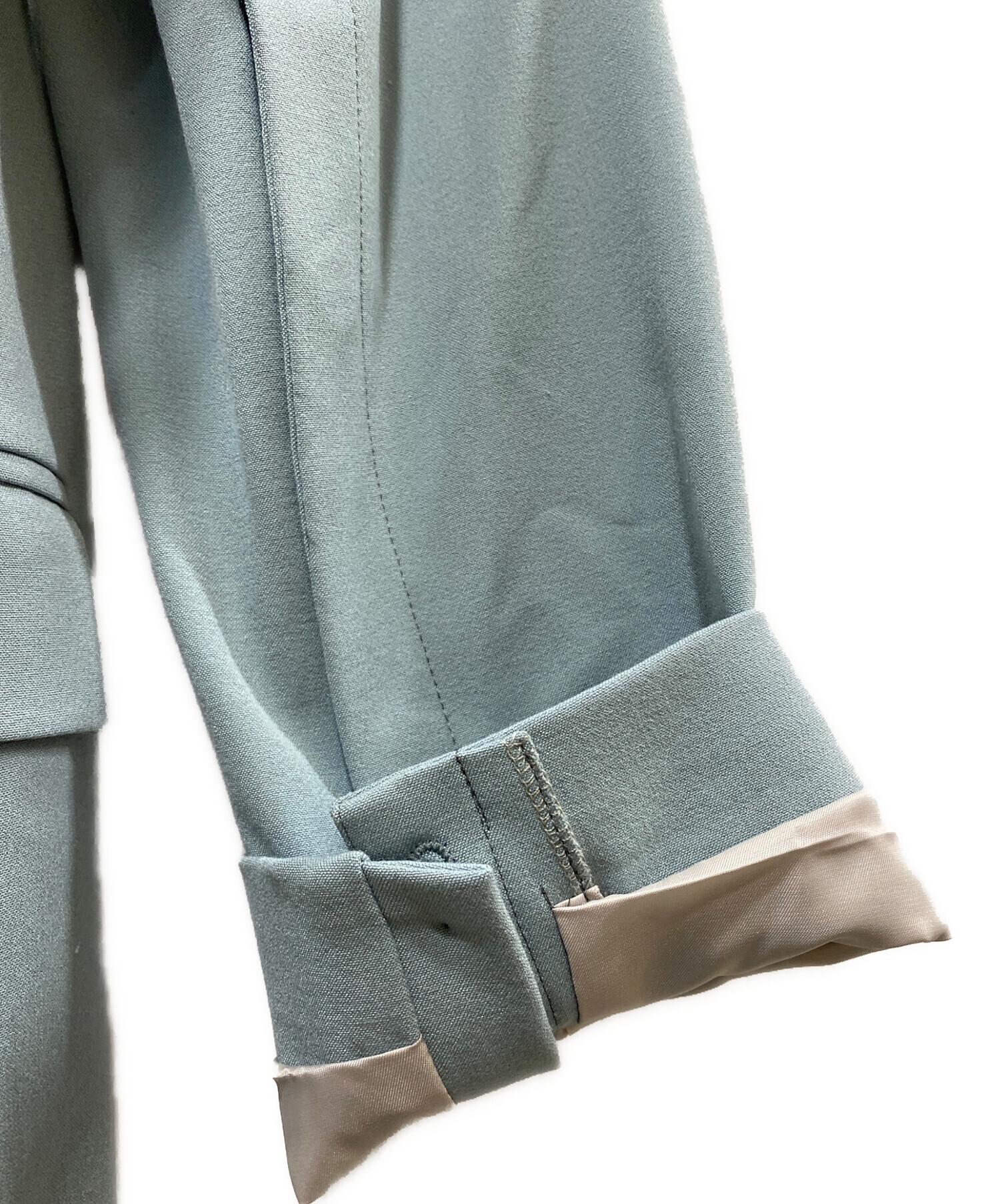 【A+TOKYO】ビーオーバーテーラードスリット入りレイヤードジャケット A+TOKYO】ビーオーバーテーラードスリット入りレイヤードジャケット