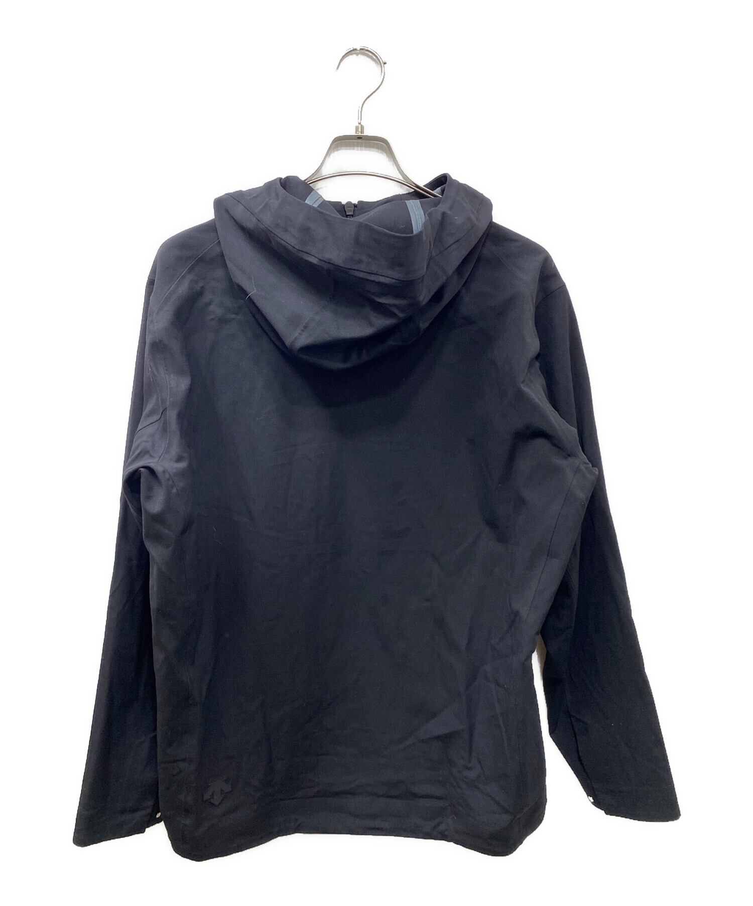 試着のみ デサントオルテライン クレアス　Lサイズ　ネイビーマウンテンパーカー 試着のみ デサントオルテライン クレアス Lサイズ ネイビーマウンテン