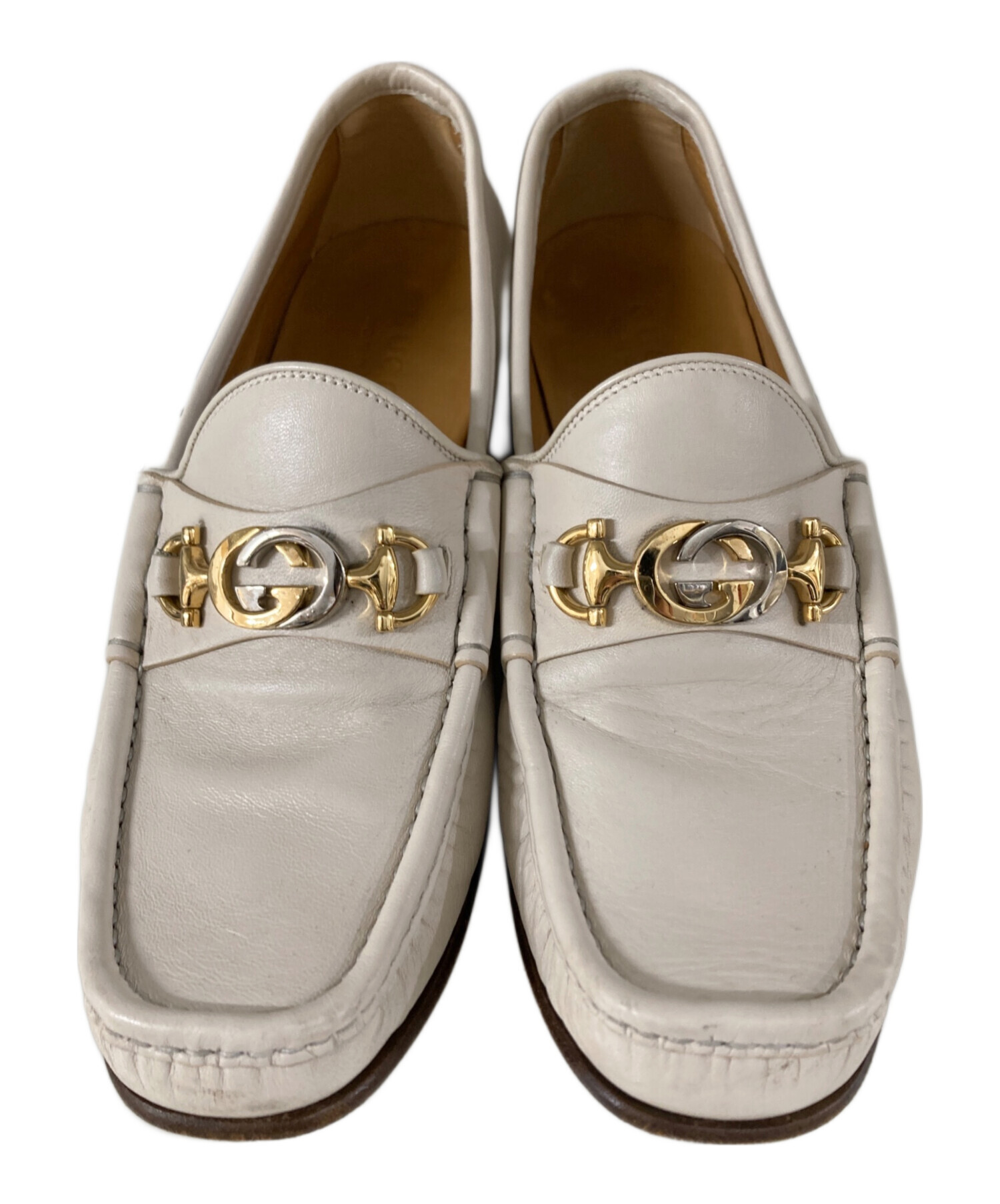 GUCCIホワイト ローファー 金具付き GUCCIホワイト ローファー 金具付き 【公式通販】