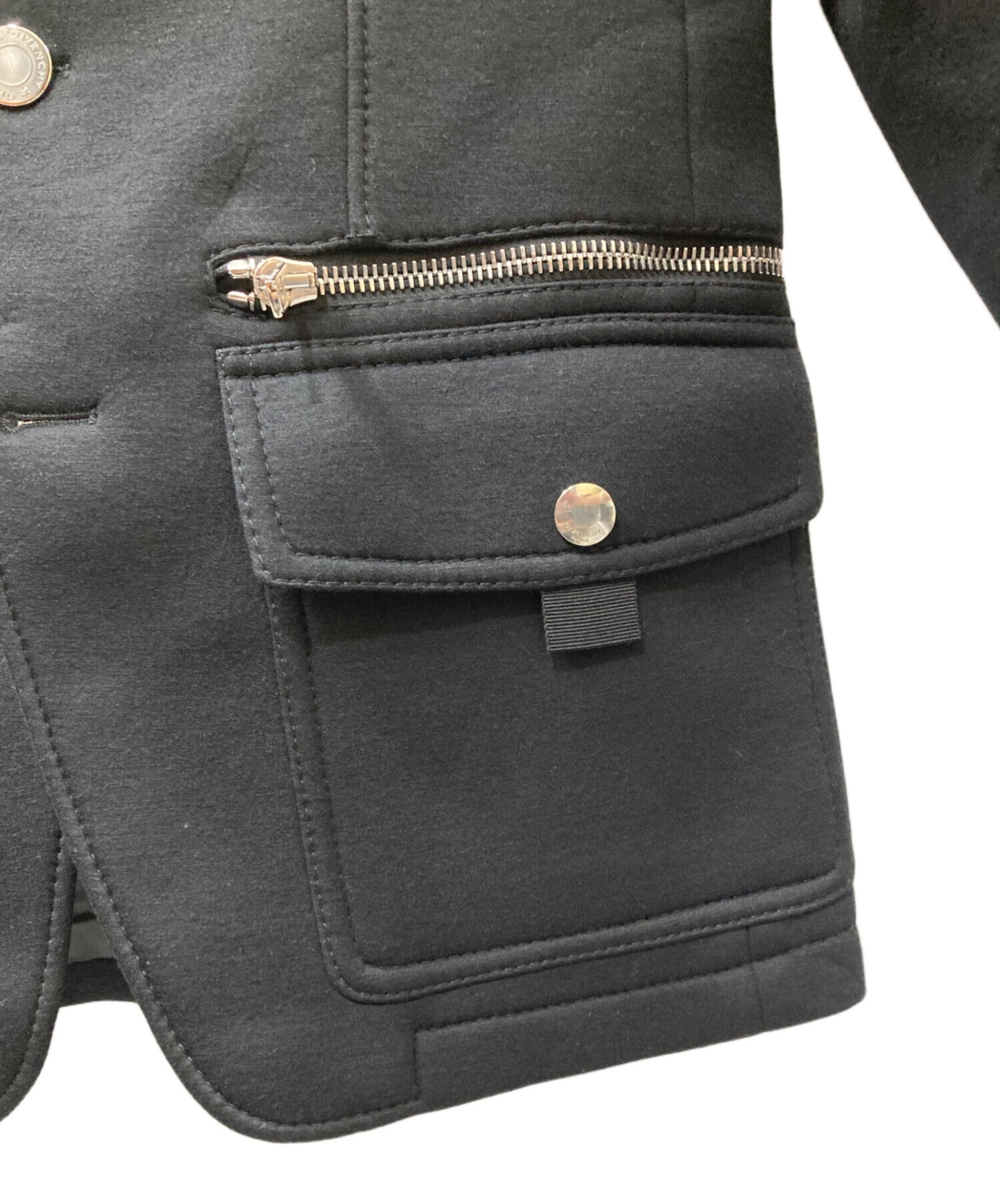 ジバンシー　テーラードジャケット　美品 GIVENCHY（テーラードジャケット）のフリマアイテム一覧