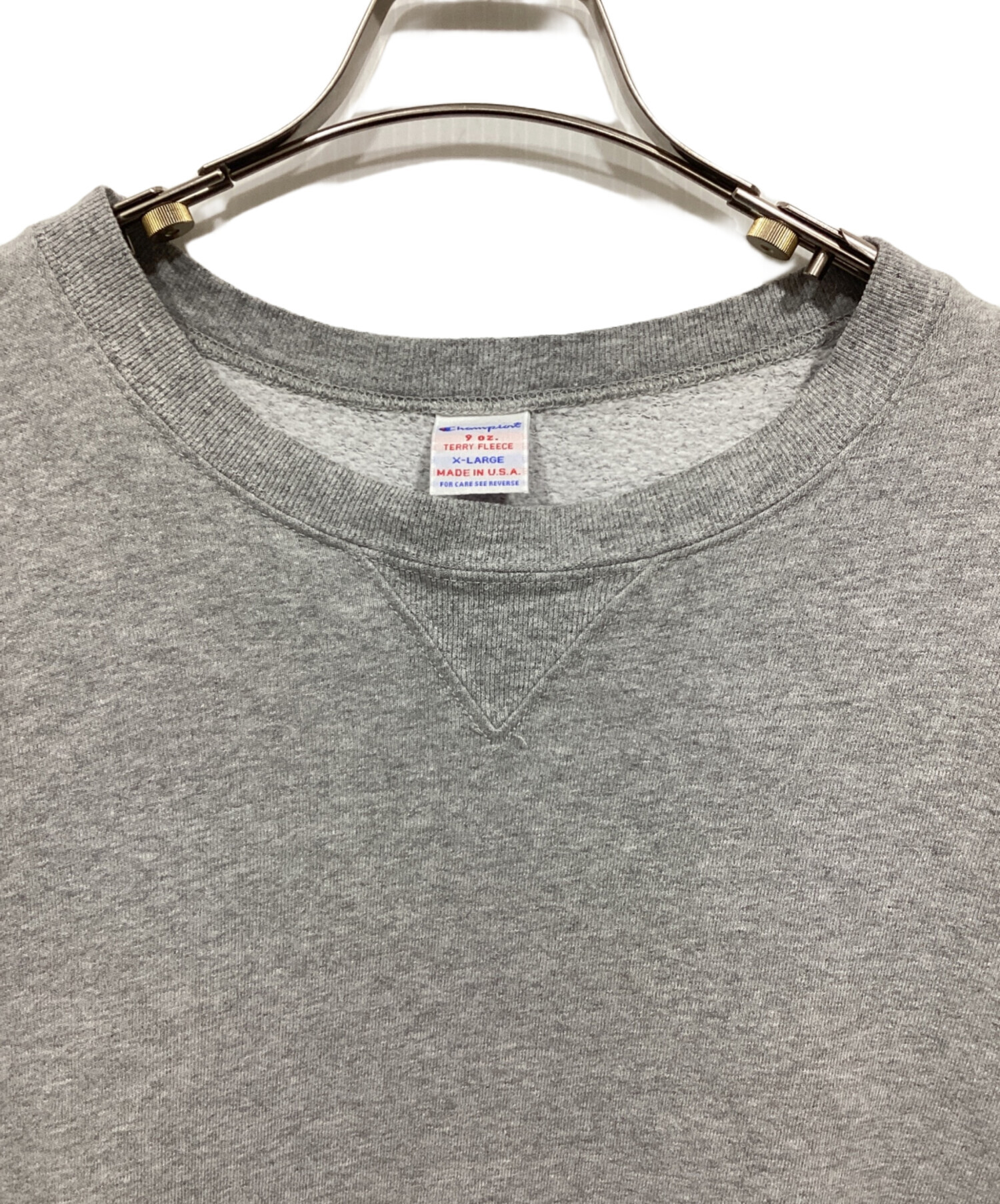 中古・古着通販】Champion (チャンピオン) 前Vガゼットクルーネック
