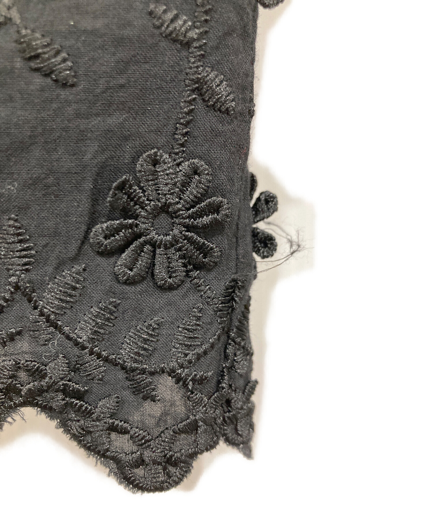 中古・古着通販】freada (フリーダ) 3D刺繍レースパンツ ブラック