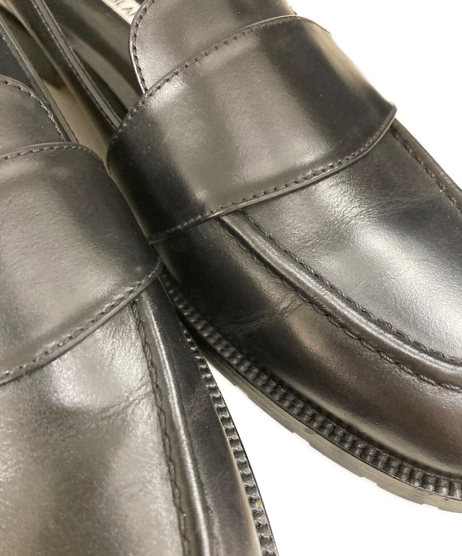 中古・古着通販】Manolo Blahnik (マノロブラニク) コインローファー