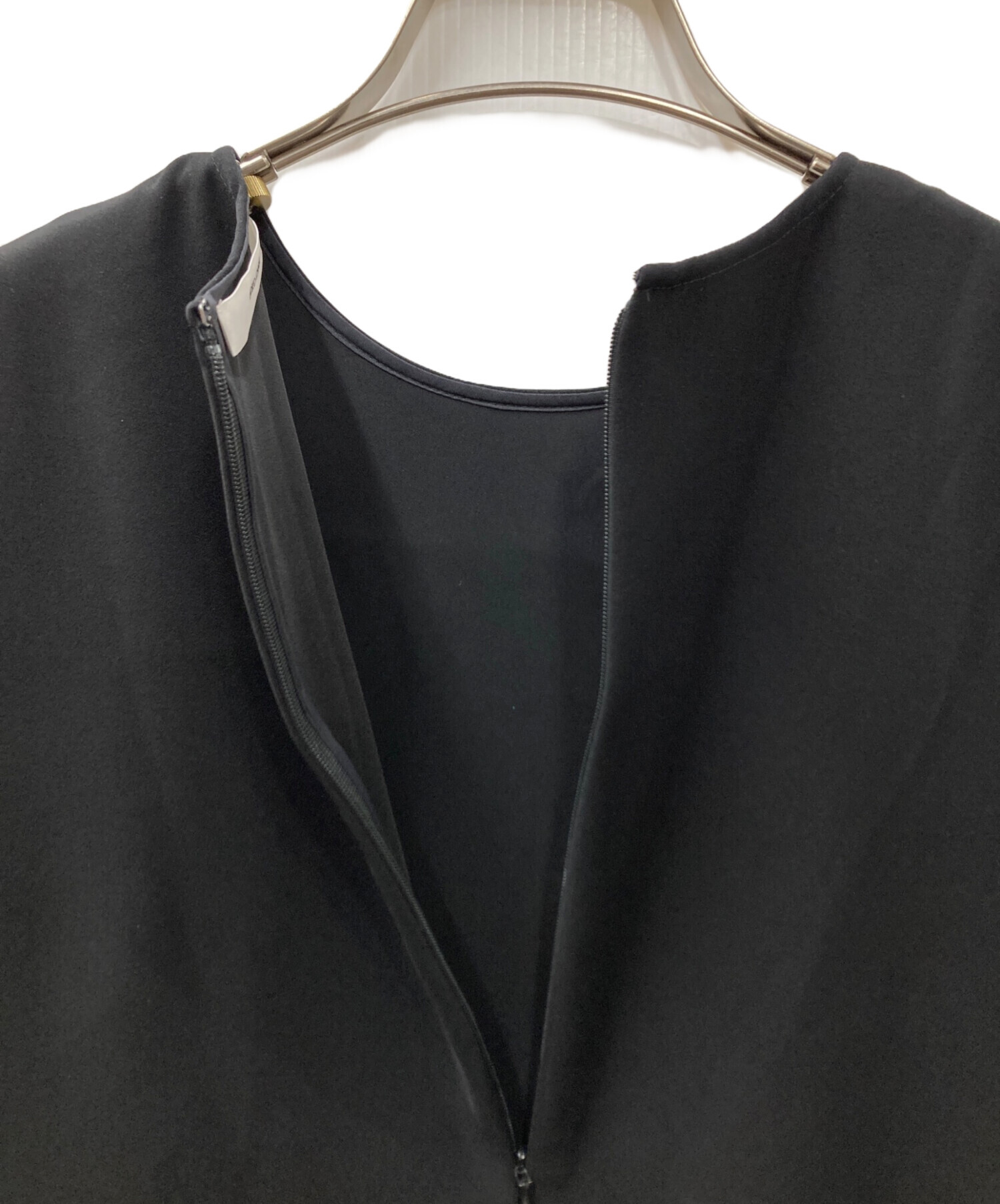 人気のお品✨ヨーコチャン ロングスリーブヘムギャザーブラウス 36