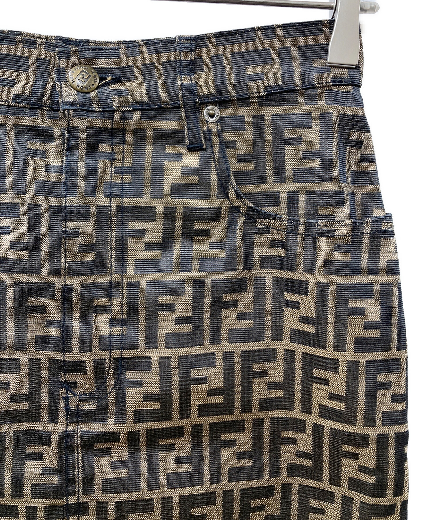 美品★FENDI jeans フェンディジーンズ ズッカ柄スカート 30インチ 楽天市場】【フェンディジーンズ】Fendi Jeans ズッカ柄