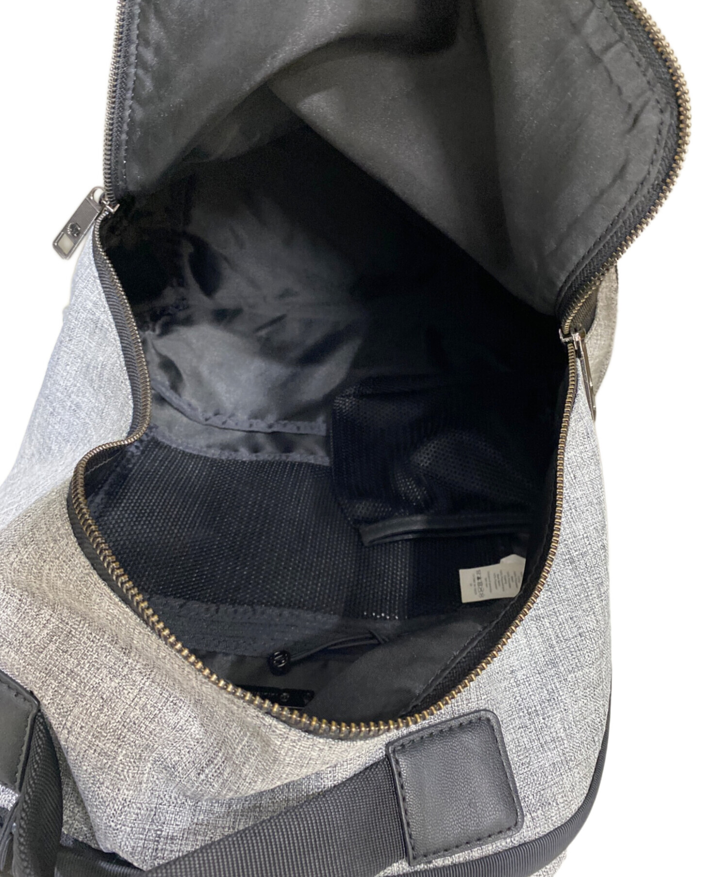 中古・古着通販】LULULEMON (ルルレモン) アロハバッグパック グレー 