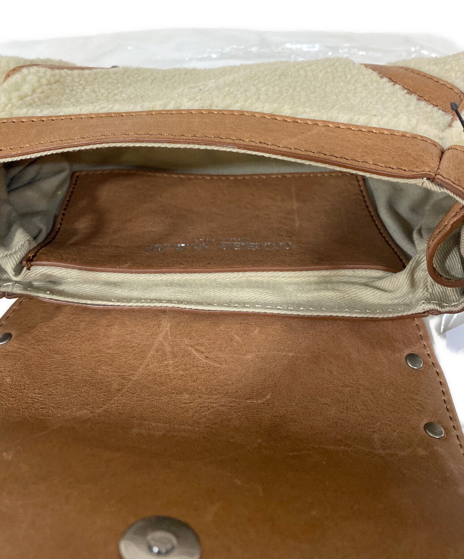 中古・古着通販】GUESS (ゲス) Faux Fur Mini Bag ムートンライク