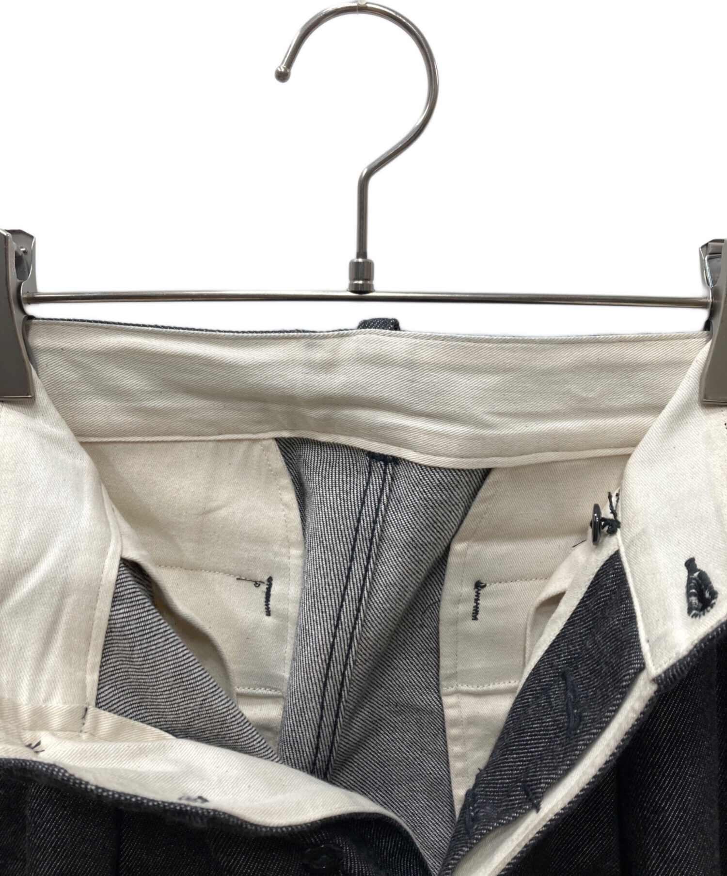 中古・古着通販】Schuray (シュウレイ) Black Denim Trousers デニム