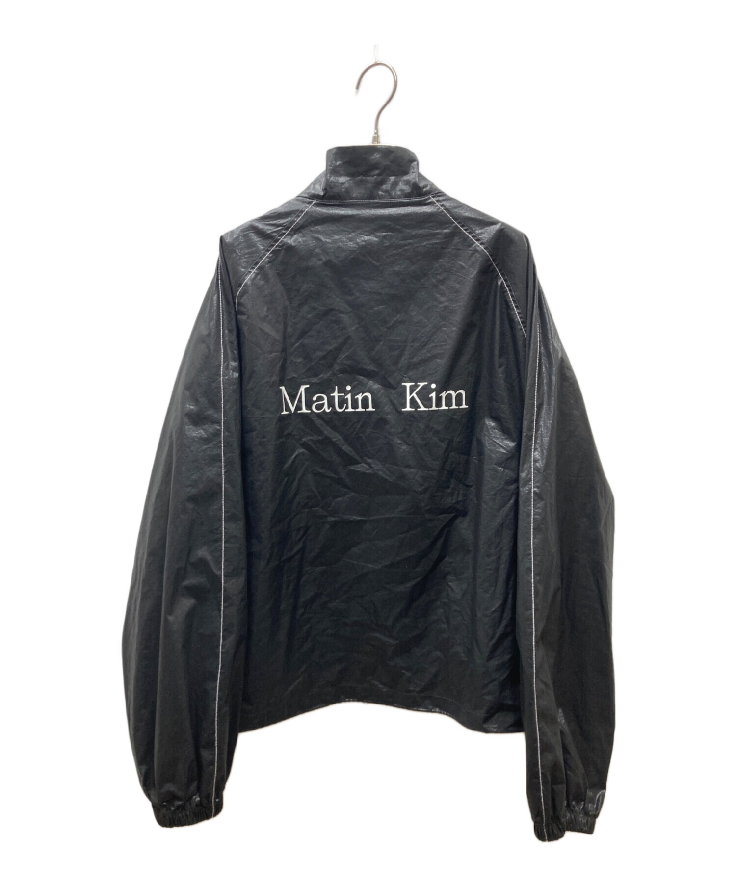 【新品&送料込み】Matin Kimマーティンキム ロゴコーティングジャケット Matin Kim マーティンキム ロゴ コーティングジャケット ブラック