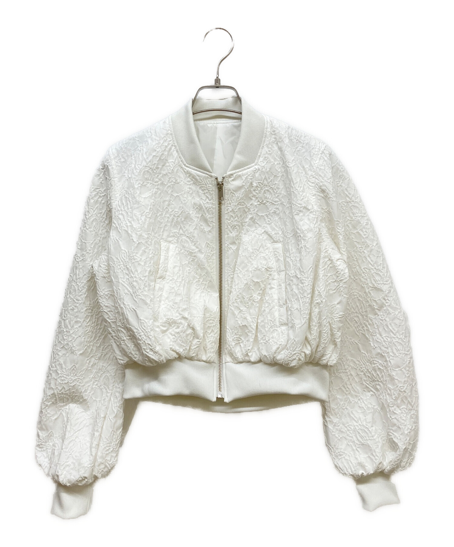 cygne シーニュ モコモコ ジャケット ブルゾン ホワイト 中古・古着通販】cygne (シーニュ) ジャガードブルゾン ホワイト