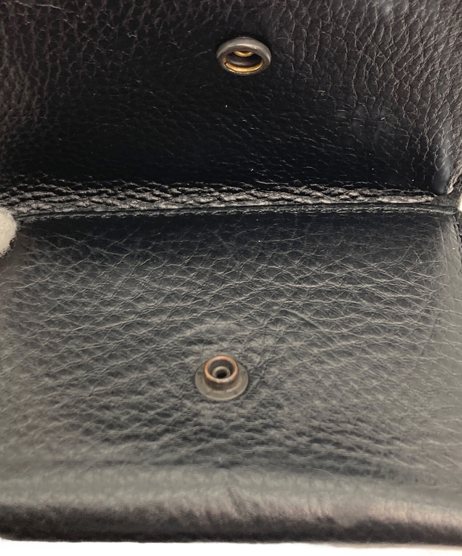 中古・古着通販】CALEE (キャリー) PLANE LEATHER MULTI WALLET STUDS