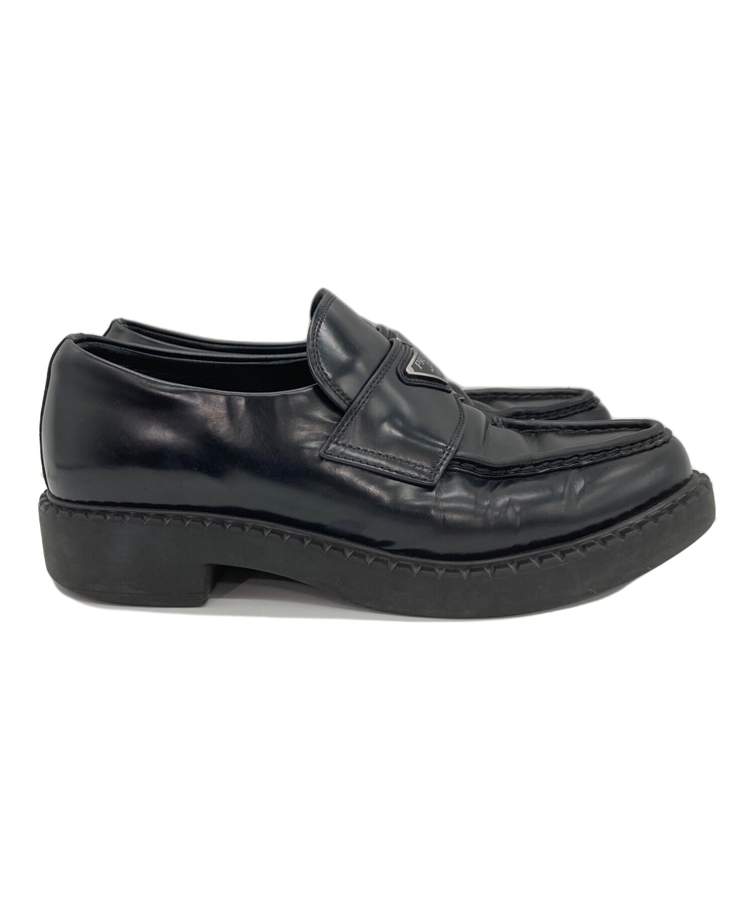 中古・古着通販】PRADA (プラダ) ブラッシュドレザー ローファー 中古・古着通販】PRADA (プラダ) ブラッシュドレザー ローファー