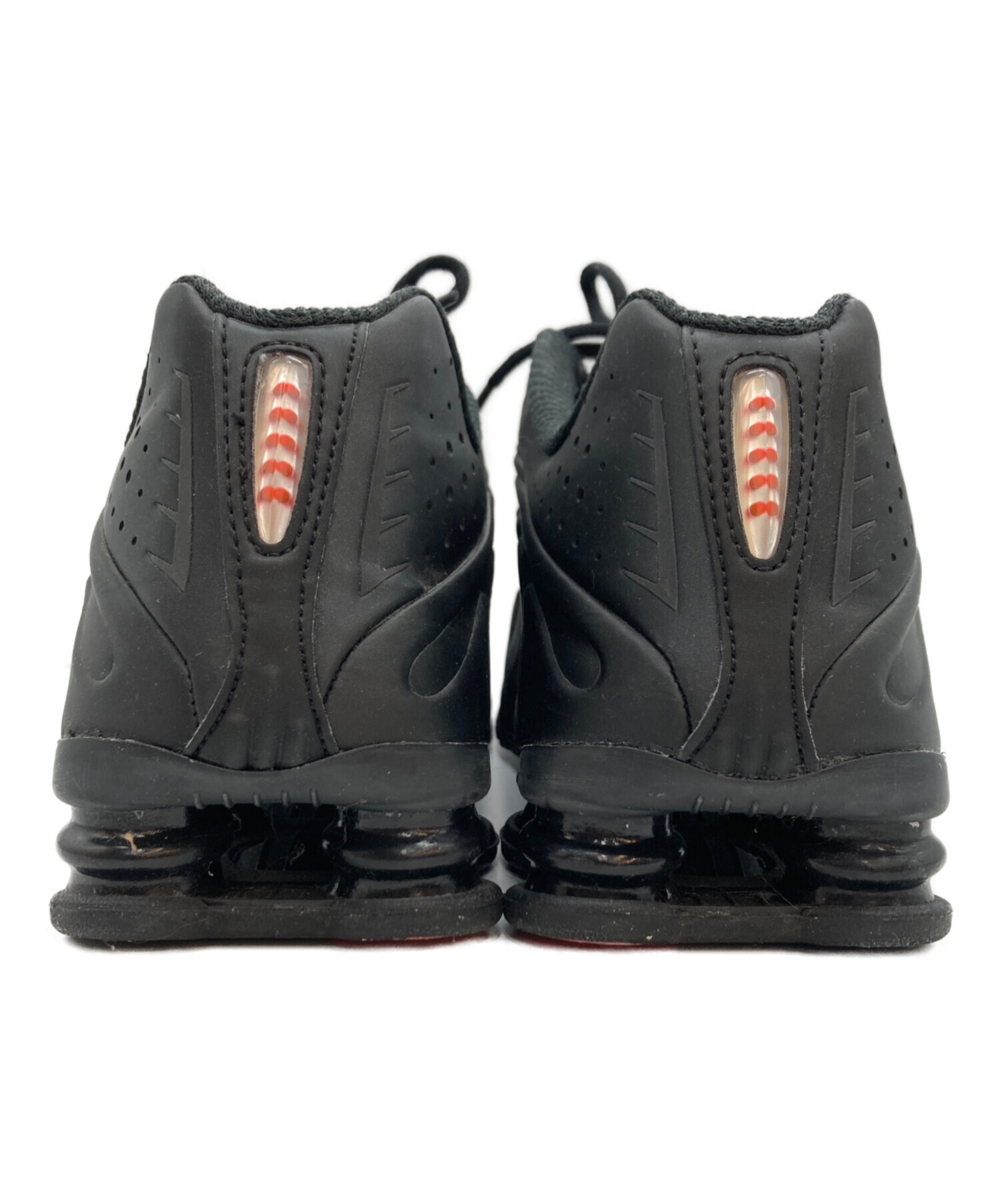 NIKE Shox R4 ブラック レッド スニーカー 【公式通販】