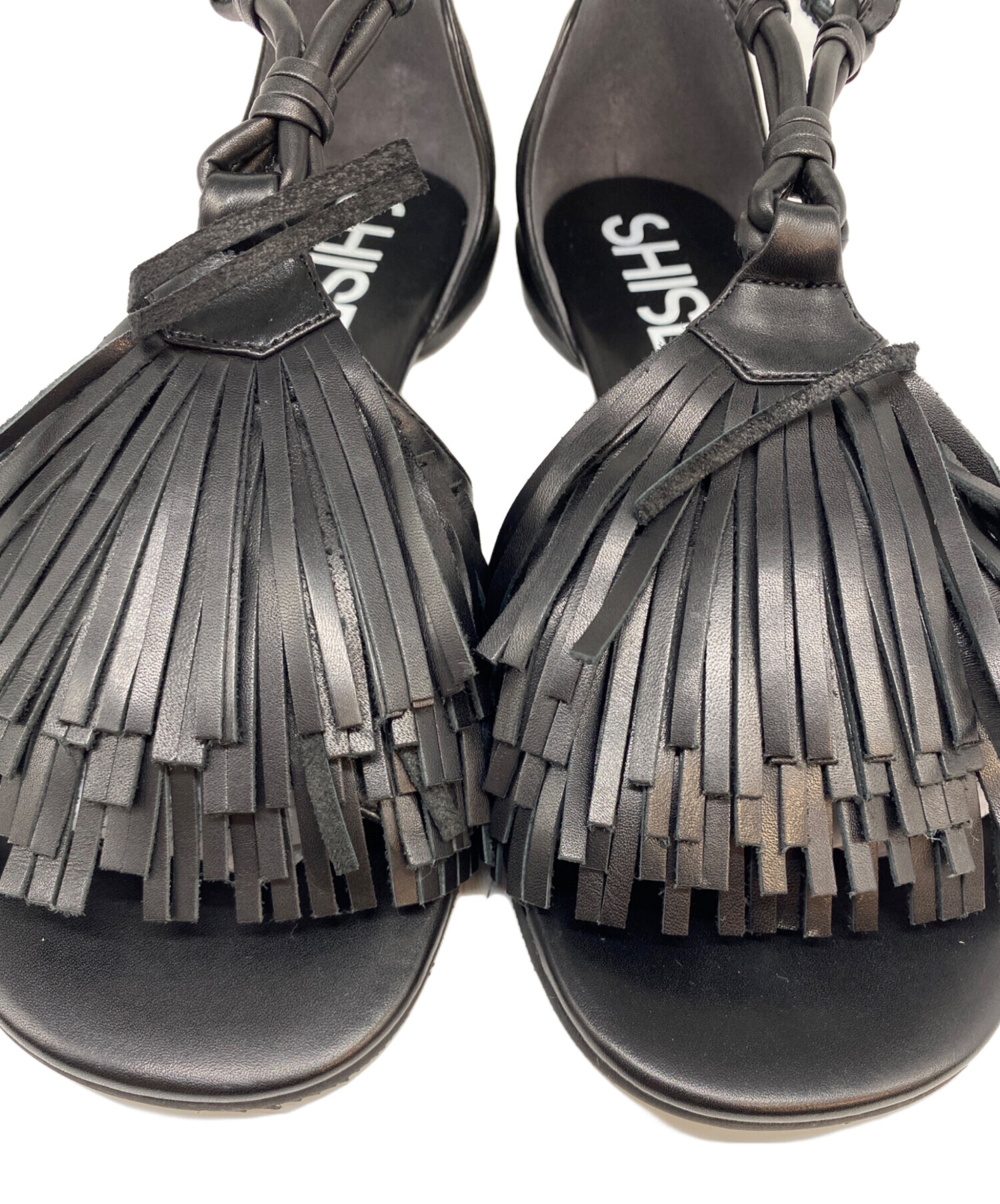 現行品　未使用に近い　SHISEI　フリンジ　サンダル24.5　37.5 中古・古着通販】SHISEI (シセイ) フリンジサンダル ブラック サイズ