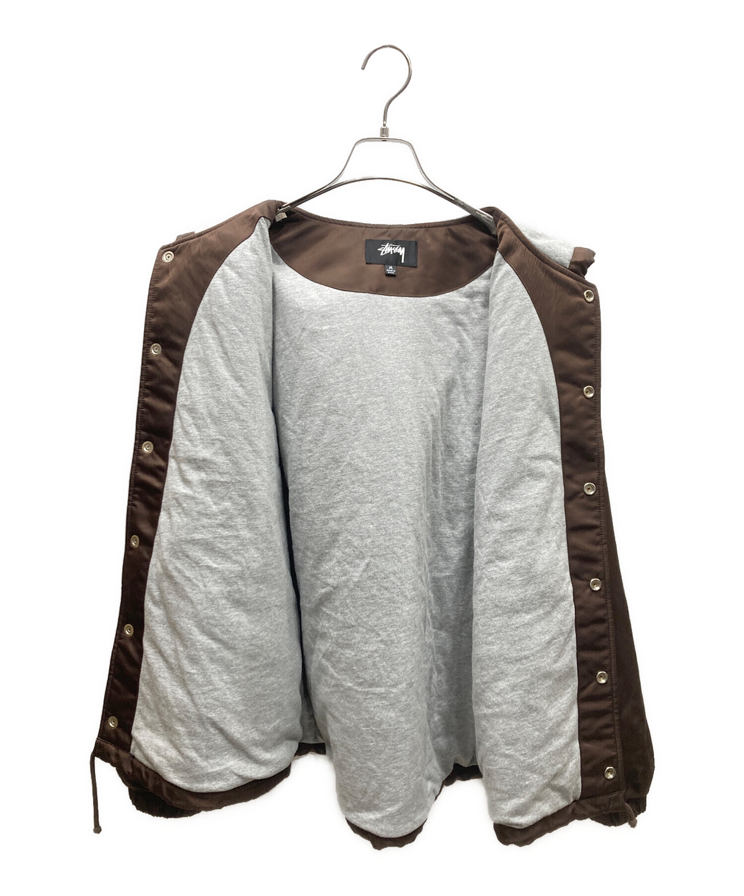 STUSSY スタジャン ブラウン 茶 中古・古着通販】stussy (ステューシー) HOODED COACHES JACKET