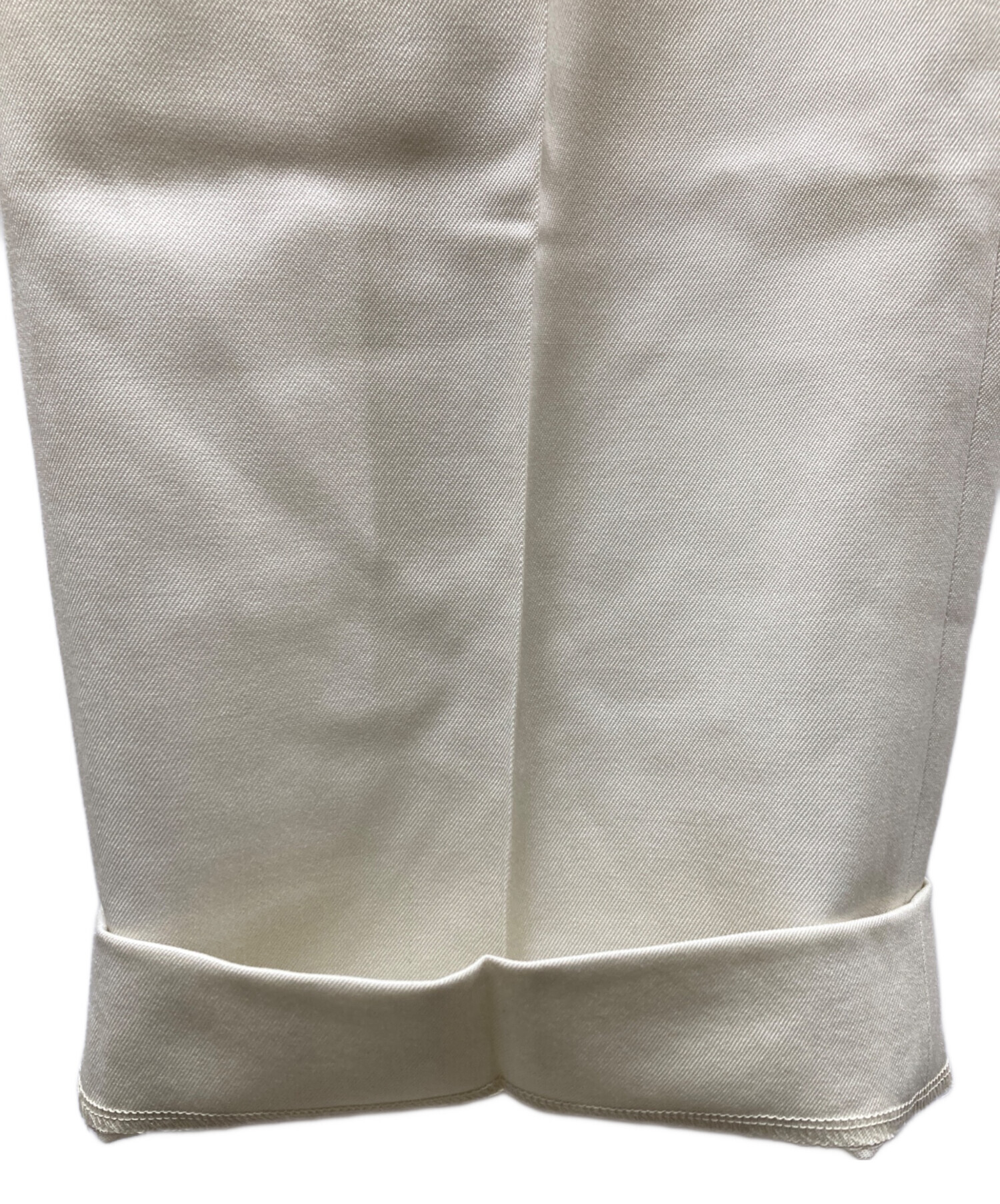 中古・古着通販】KAJA (カジャ) TWO TUCKS WIDE TROUSERS ベージュ