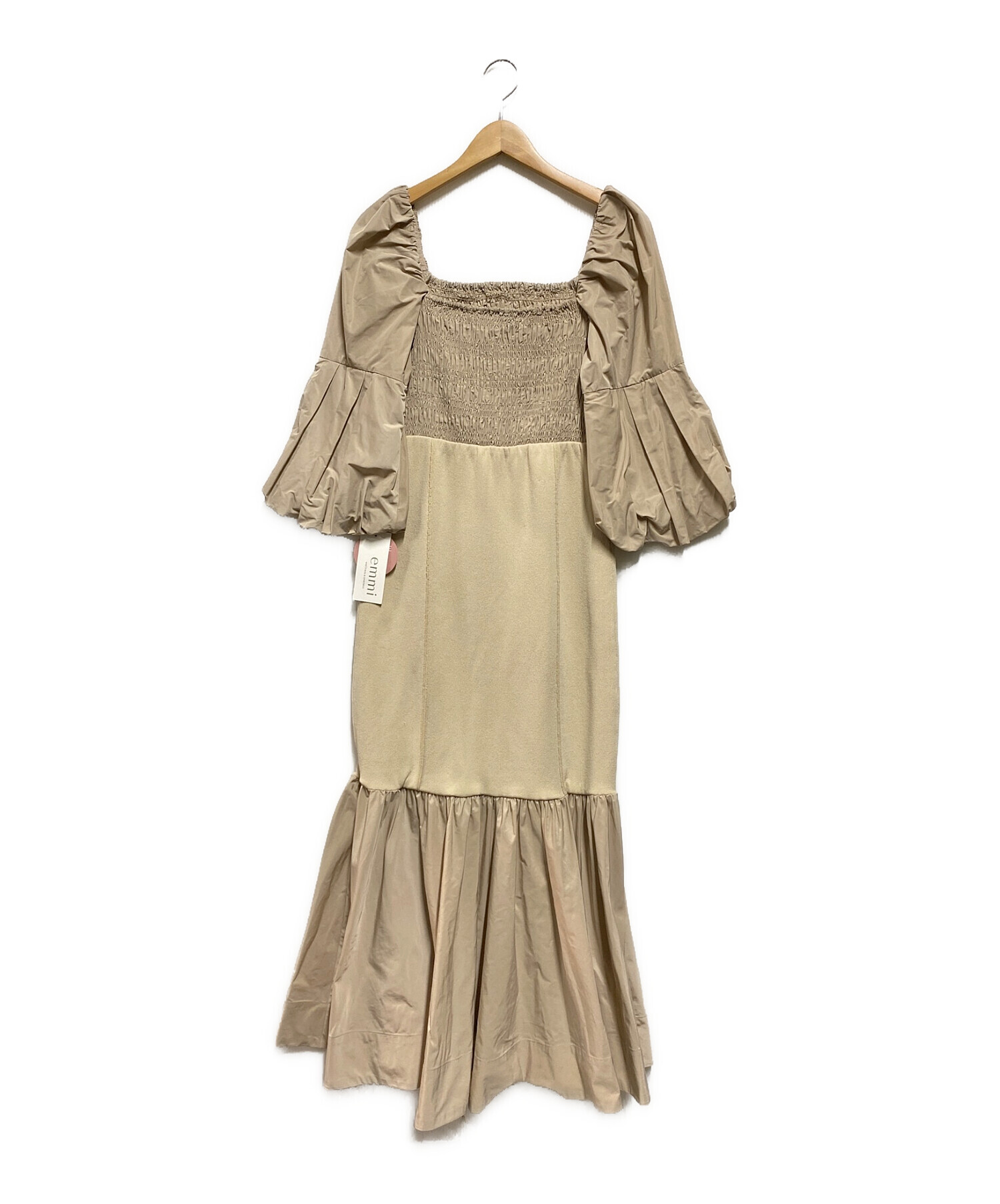 中古・古着通販】emmi atelier (エミアトリエ) 袖ボリュームニット  