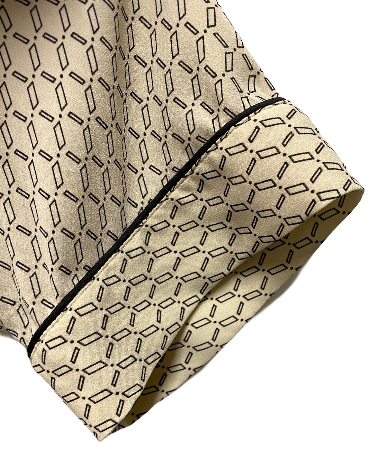中古・古着通販】TODAYFUL (トゥデイフル) Geometric Halfsleeve Shirt 