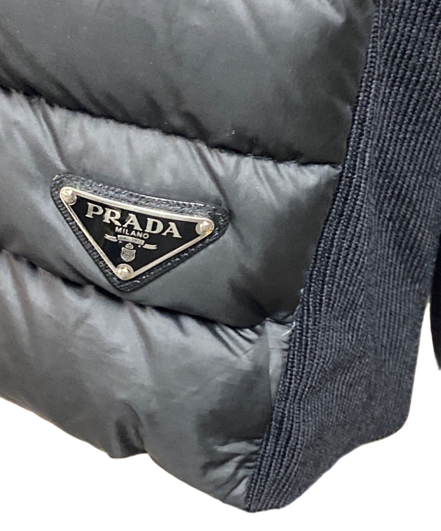 中古・古着通販】PRADA (プラダ) トライアングルプレート ニット切替