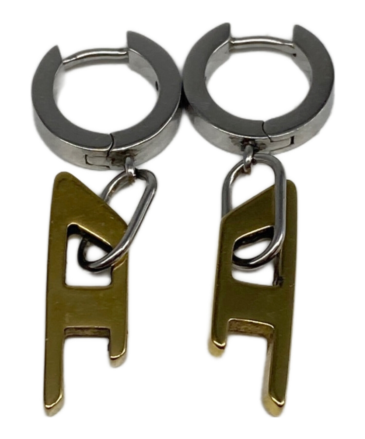 中古・古着通販】DIESEL (ディーゼル) Dロゴピアス｜ブランド・古着 