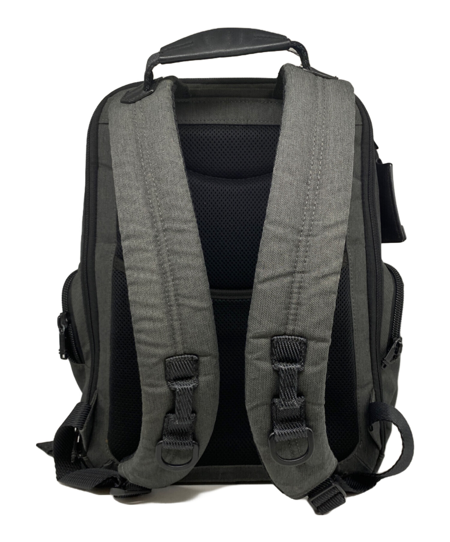 中古・古着通販】TUMI (トゥミ) リュック グレー｜ブランド・古着通販