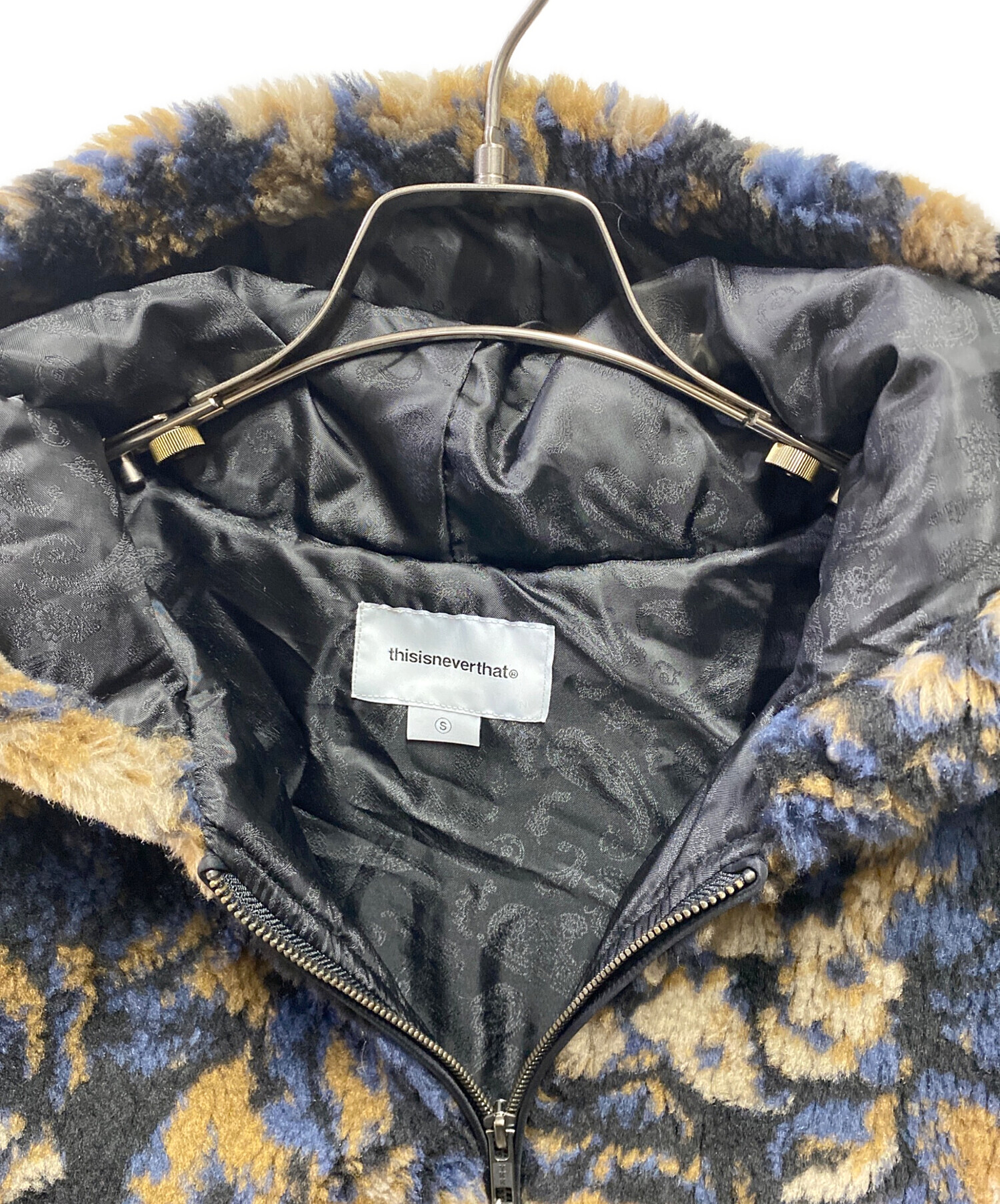 新品未使用 thisisneverthat ネバザ パデットコート 中綿 新品未使用