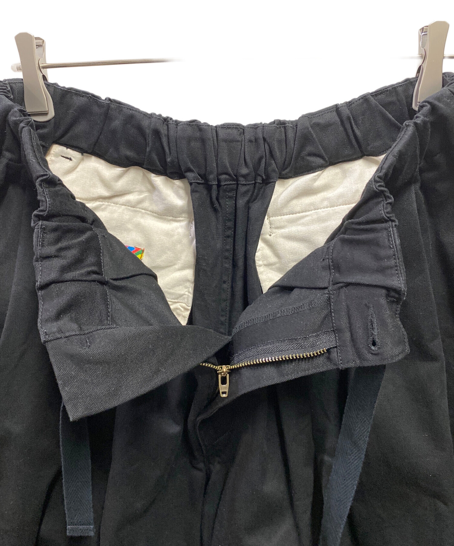中古・古着通販】is-ness (イズネス) BALLOON EZ PANTS ブラック