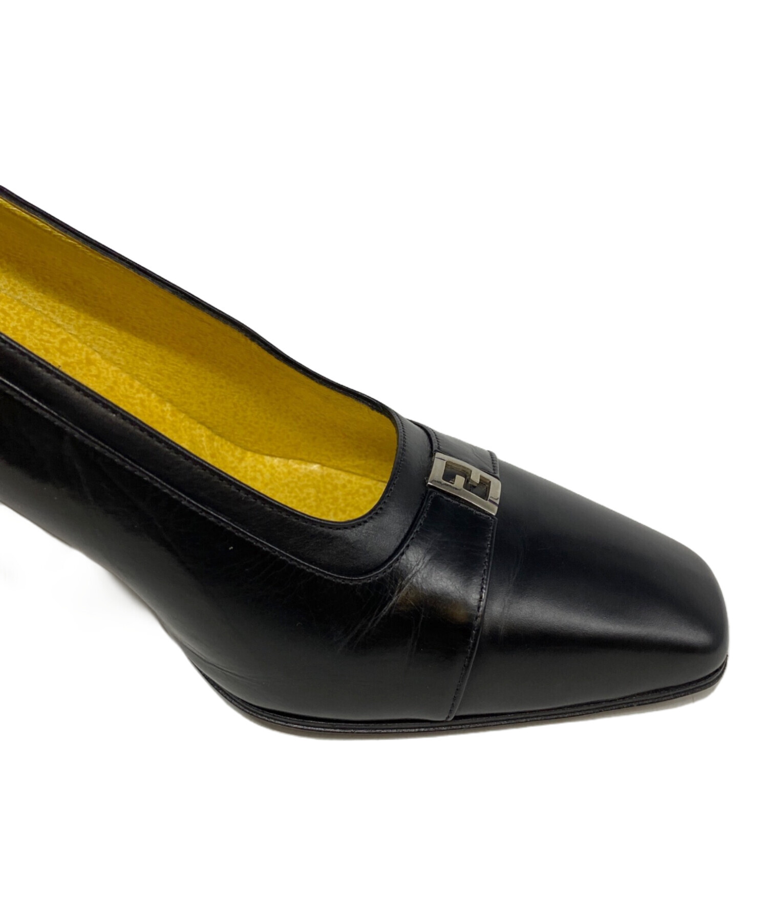 中古・古着通販】FENDI (フェンディ) スクエアトゥーパンプス FF 中古・古着通販】FENDI (フェンディ) スクエアトゥーパンプス FF