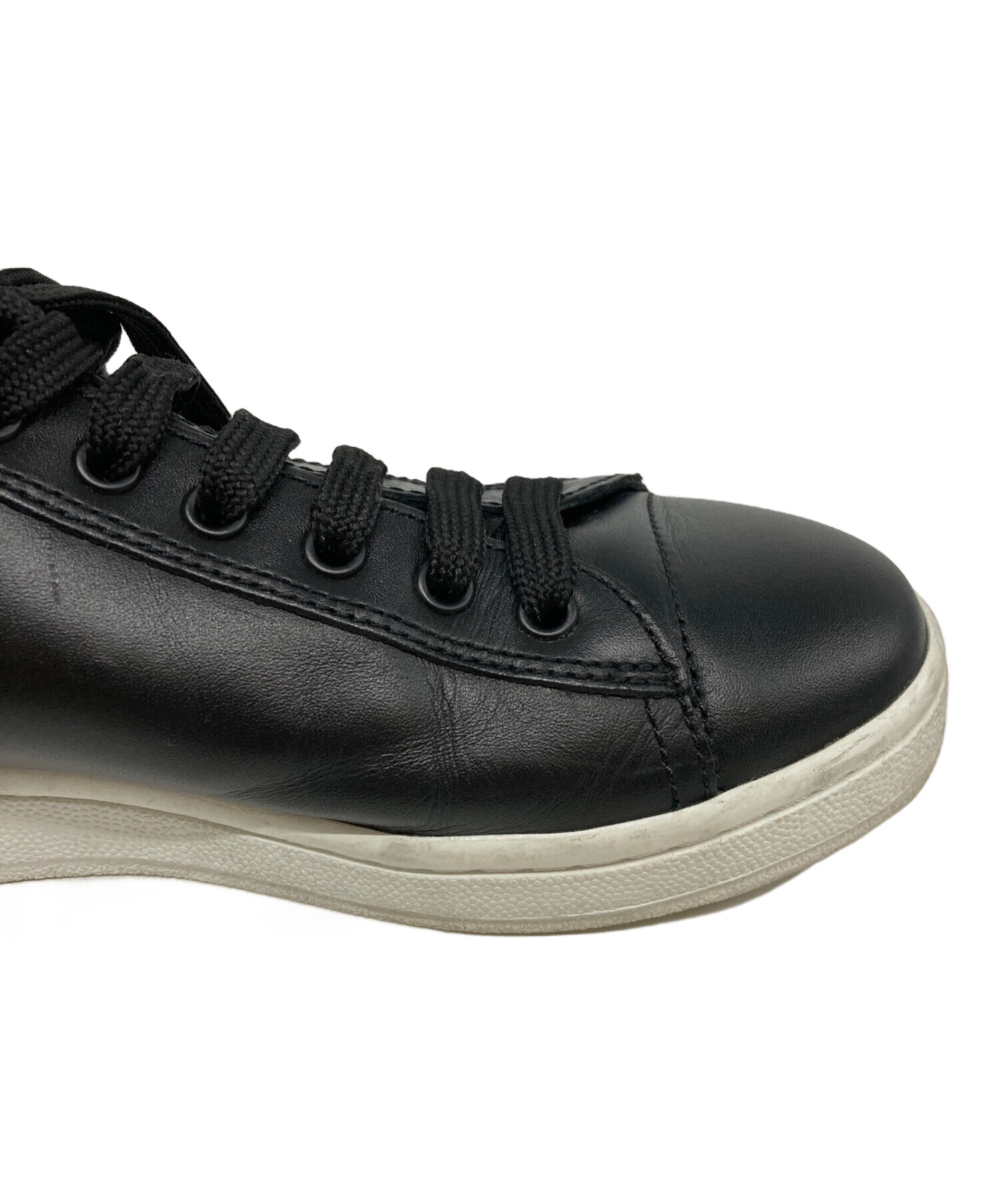 中古・古着通販】PRADA (プラダ) レザースニーカー ブラック サイズ:38