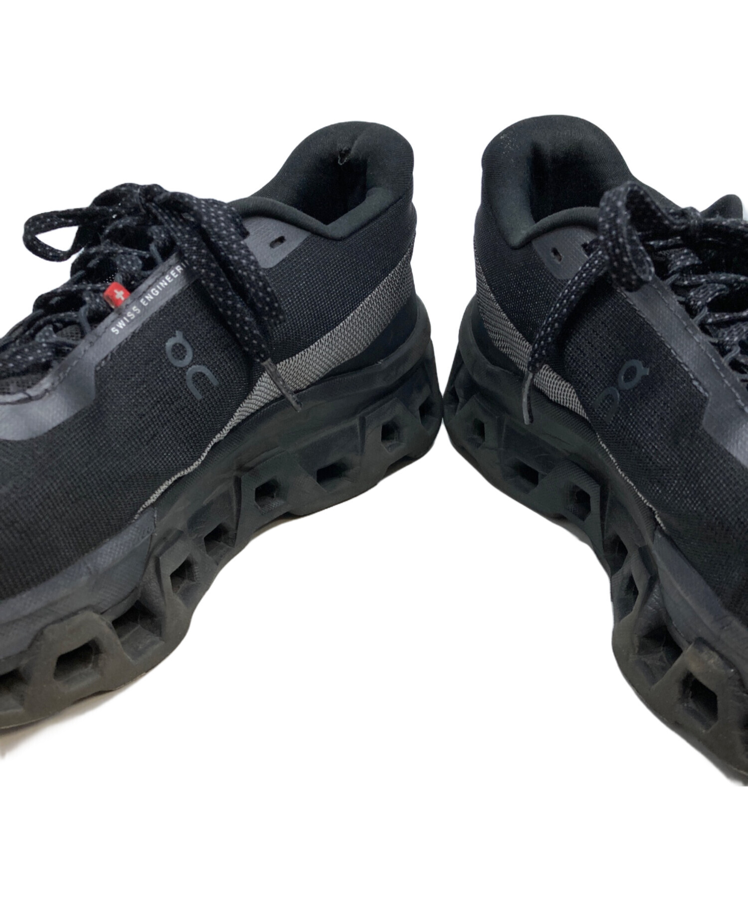 On Cloudmonster 2 Black | Frost - Men