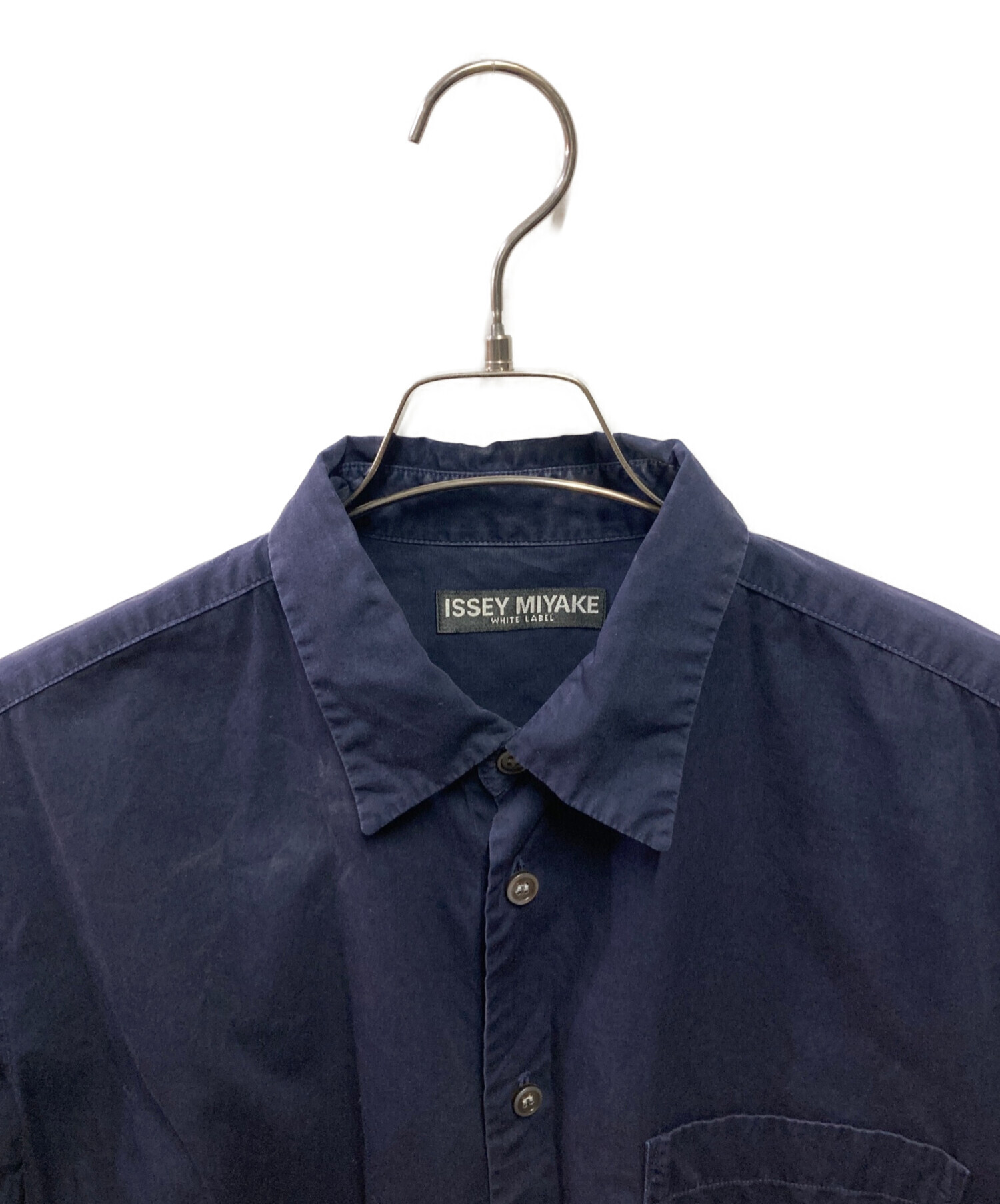 中古・古着通販】ISSEY MIYAKE (イッセイミヤケ) 半袖シャツ ネイビー