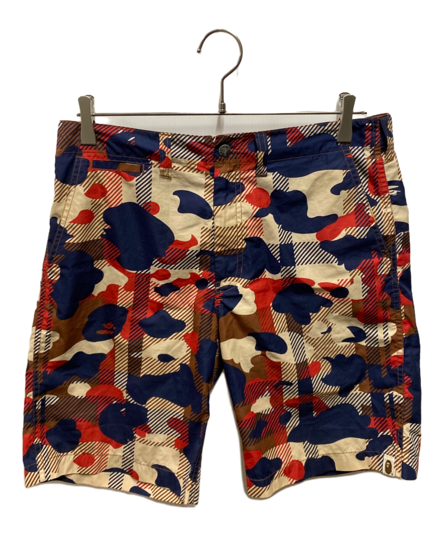 A BATHING APE BAPE カモ柄 メッシュ ハーフパンツ【付属品有】 中古・古着通販】A BATHING APE (アベイシングエイプ) カモ柄ハーフ