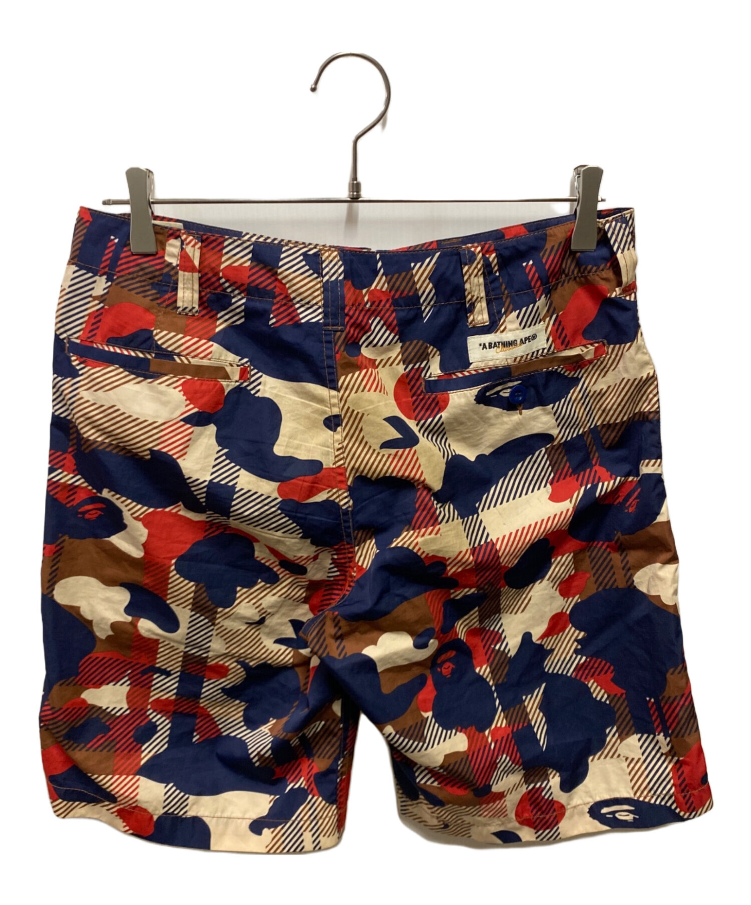 A BATHING APE カモ柄 ショートパンツ ハーフパンツ 中古・古着通販】A BATHING APE (アベイシングエイプ) カモ柄ハーフ