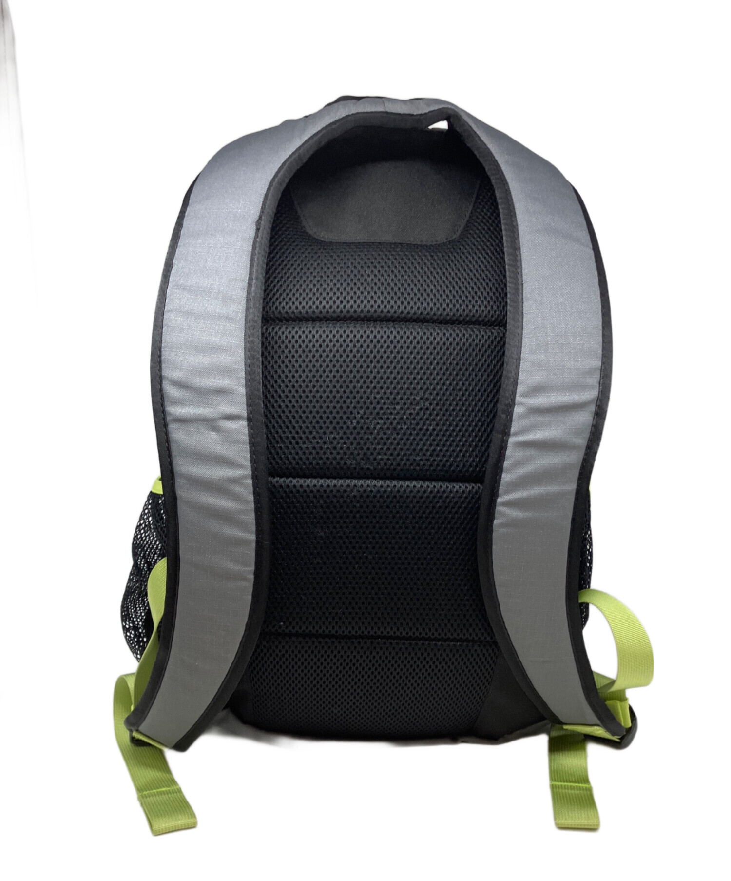 AFB エーエフビー リュック バックパック グレー 中古・古着通販】AFB (エーエフビー) SPORTS BACKPACK グレー×グリーン