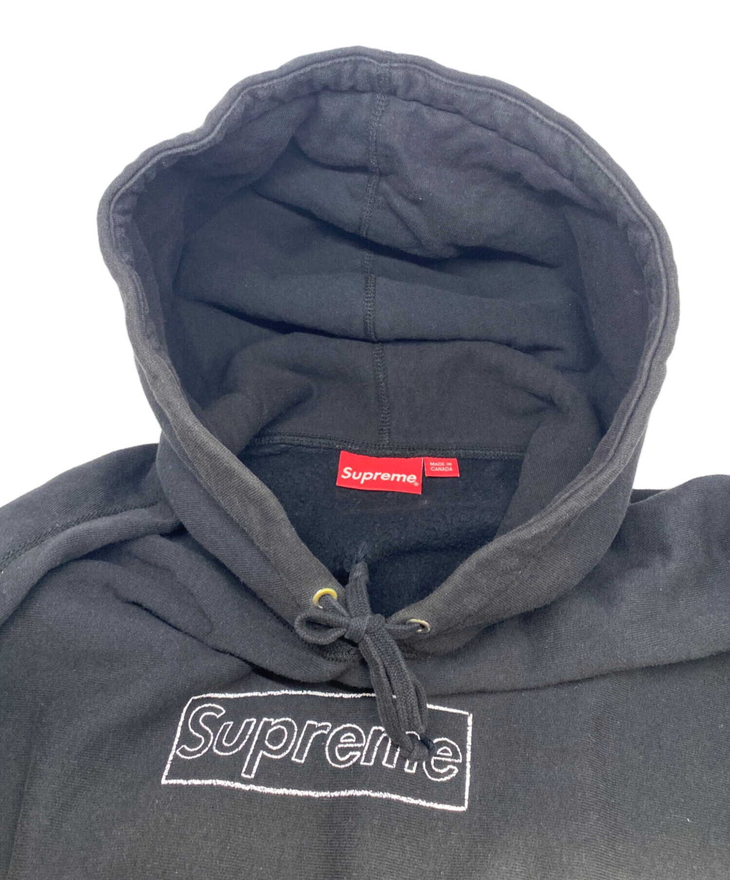 supreme×カウズ　コラボパーカー　シュプリーム 中古・古着通販】SUPREME (シュプリーム) KAWS (カウズ) Chalk Logo