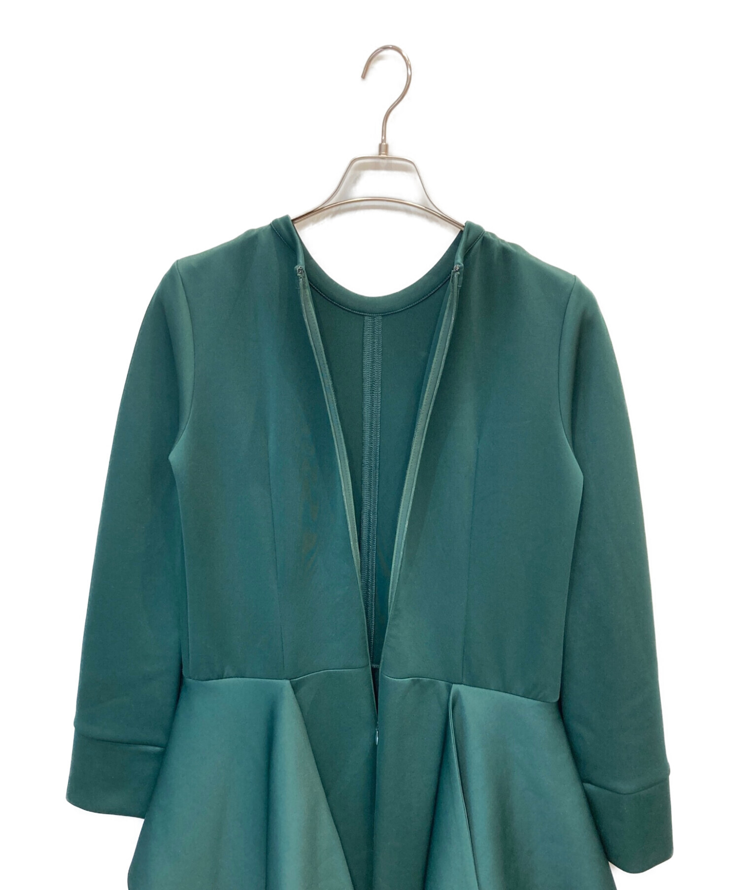 中古・古着通販】UN3D. (アンスリード) バックオープンペプラム  