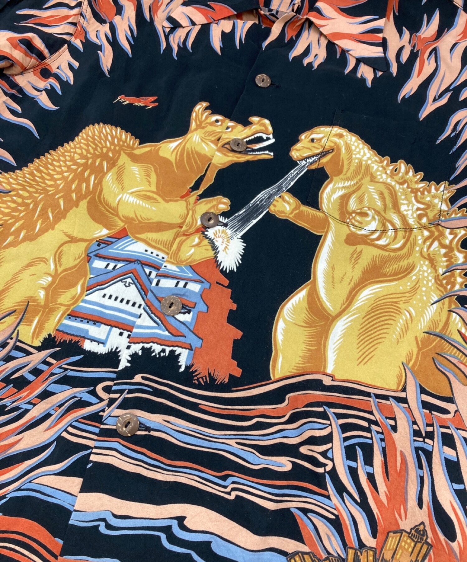 ザ・リアルマッコイズ　冒険王　ハワイアンシャツ　ゴジラ 希少】The REAL McCOY'S アロハシャツ 冒険王シリーズ ゴジラ - メルカリ